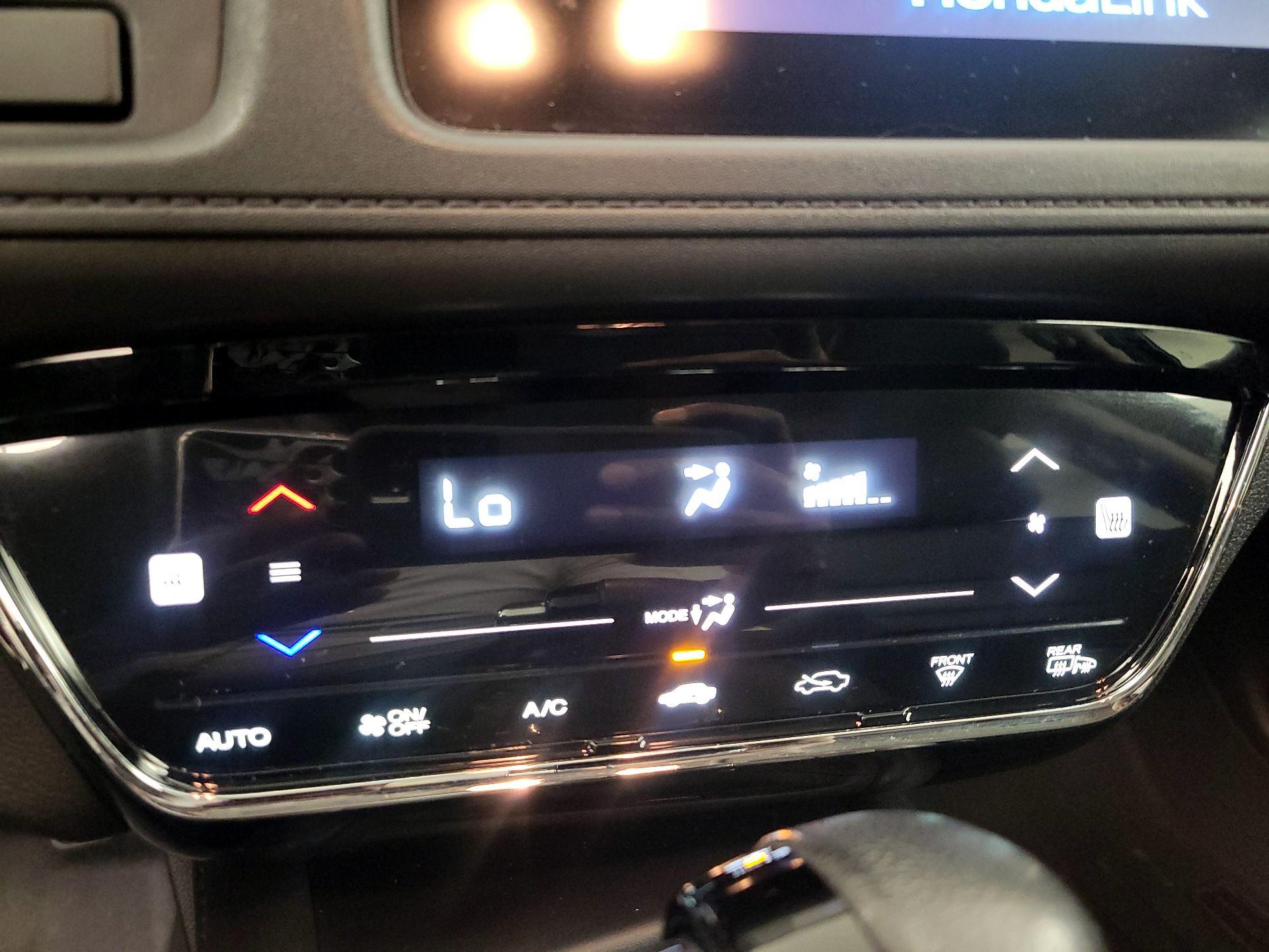 Thumbnail: 2016 Honda HR-V - 16