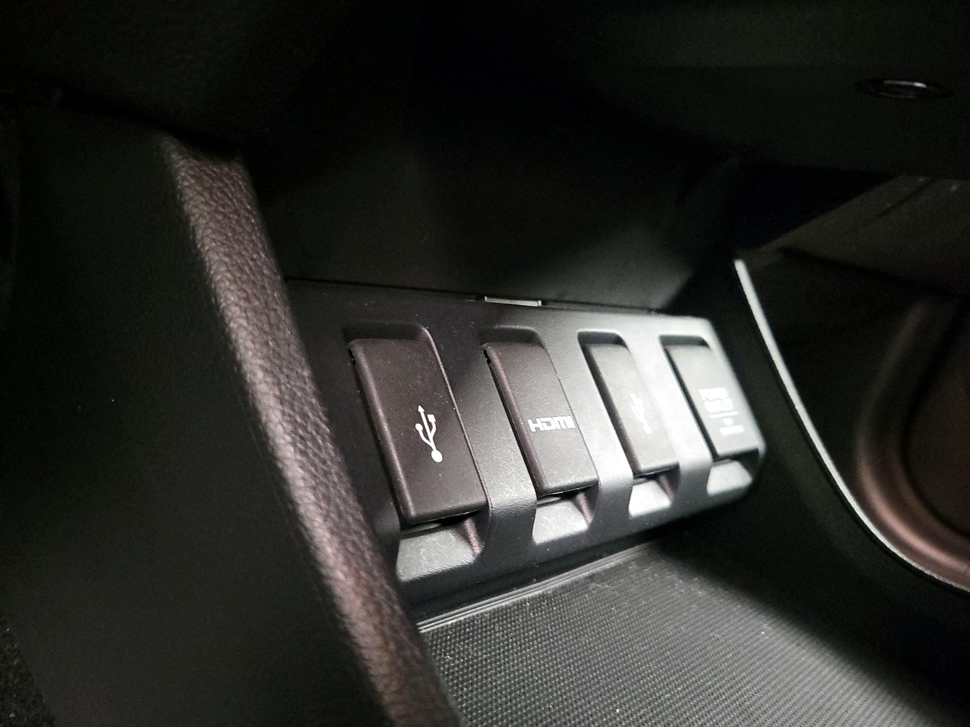 Thumbnail: 2016 Honda HR-V - 18