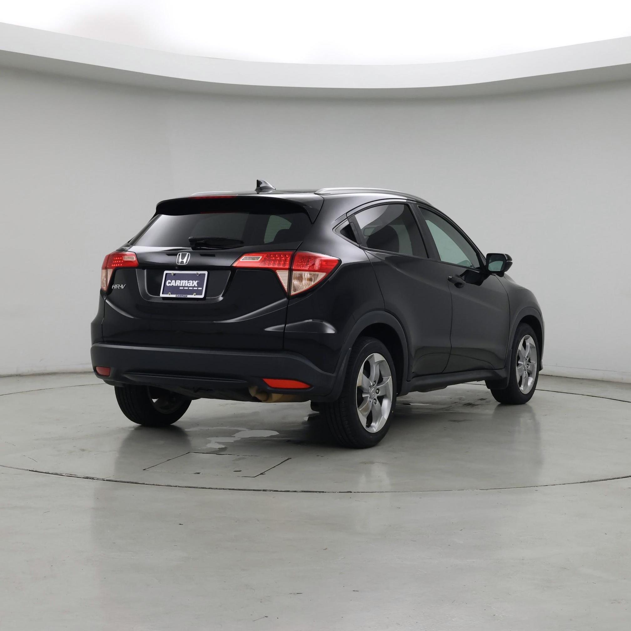 Thumbnail: 2016 Honda HR-V - 8