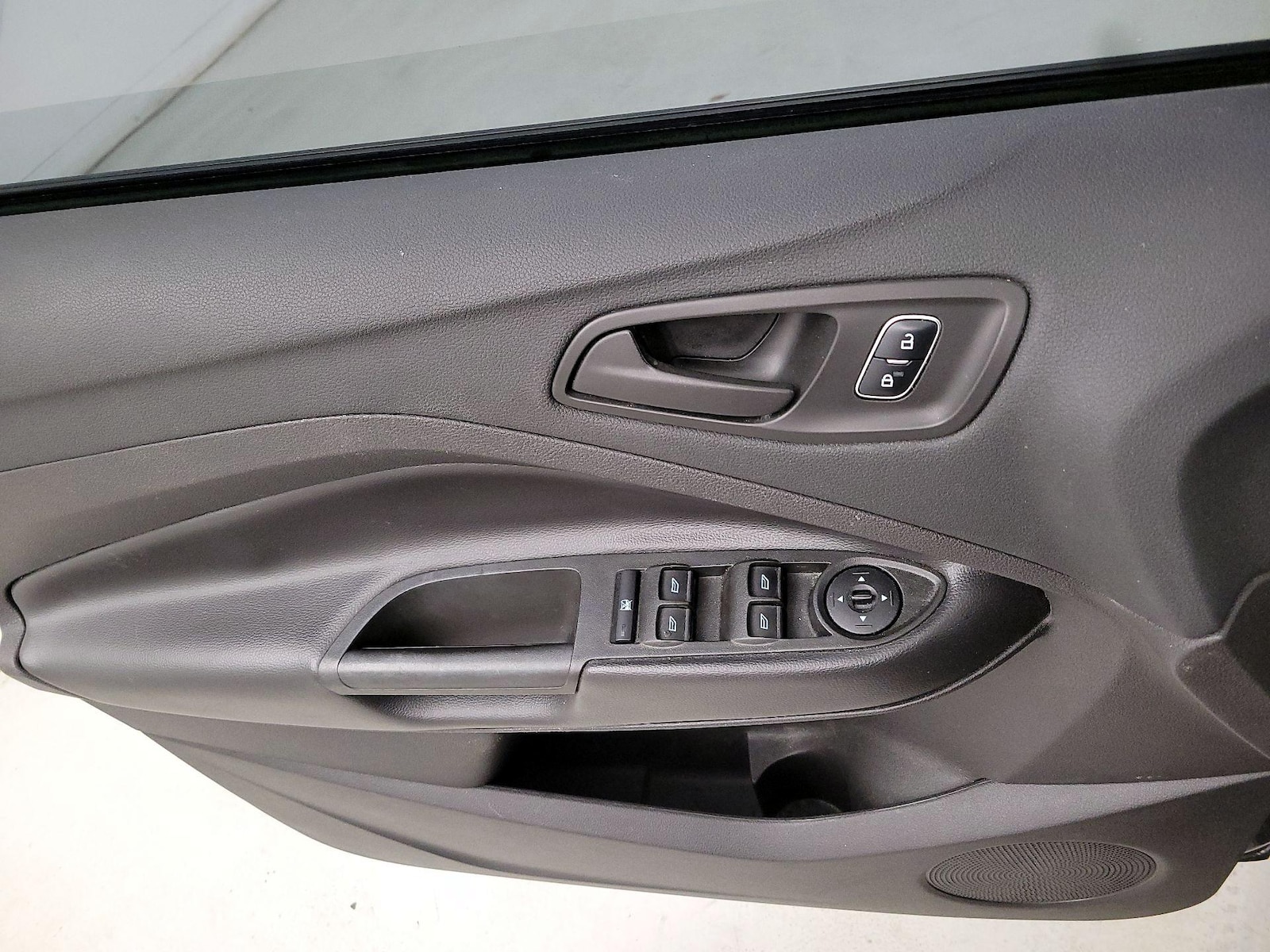 2017 Ford Escape S - Photo 13