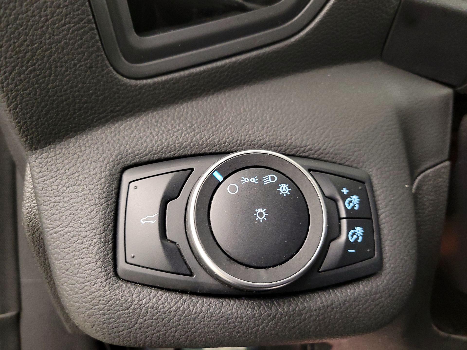 Thumbnail: 2017 Ford Escape - 13