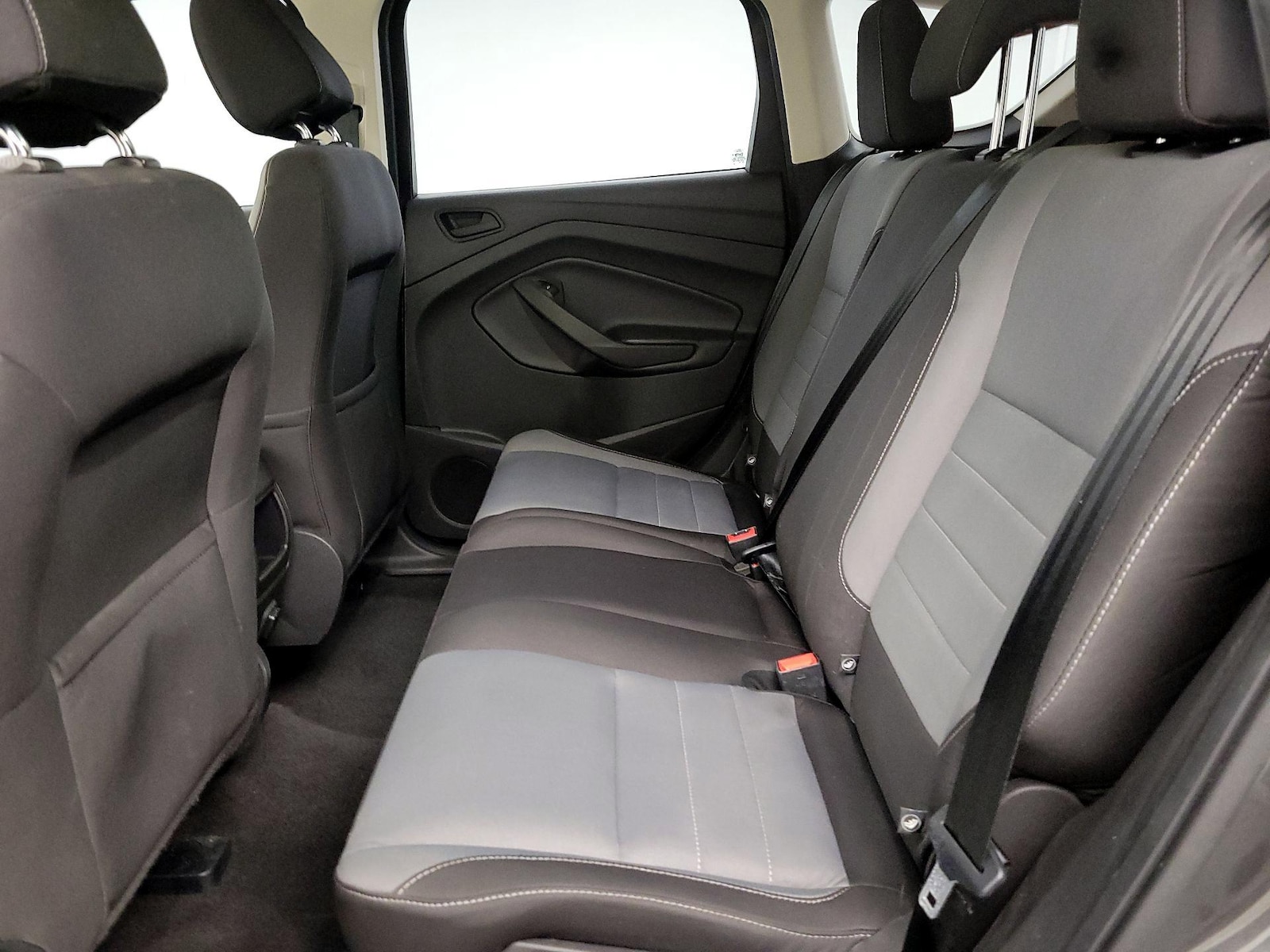 2017 Ford Escape S - Photo 20