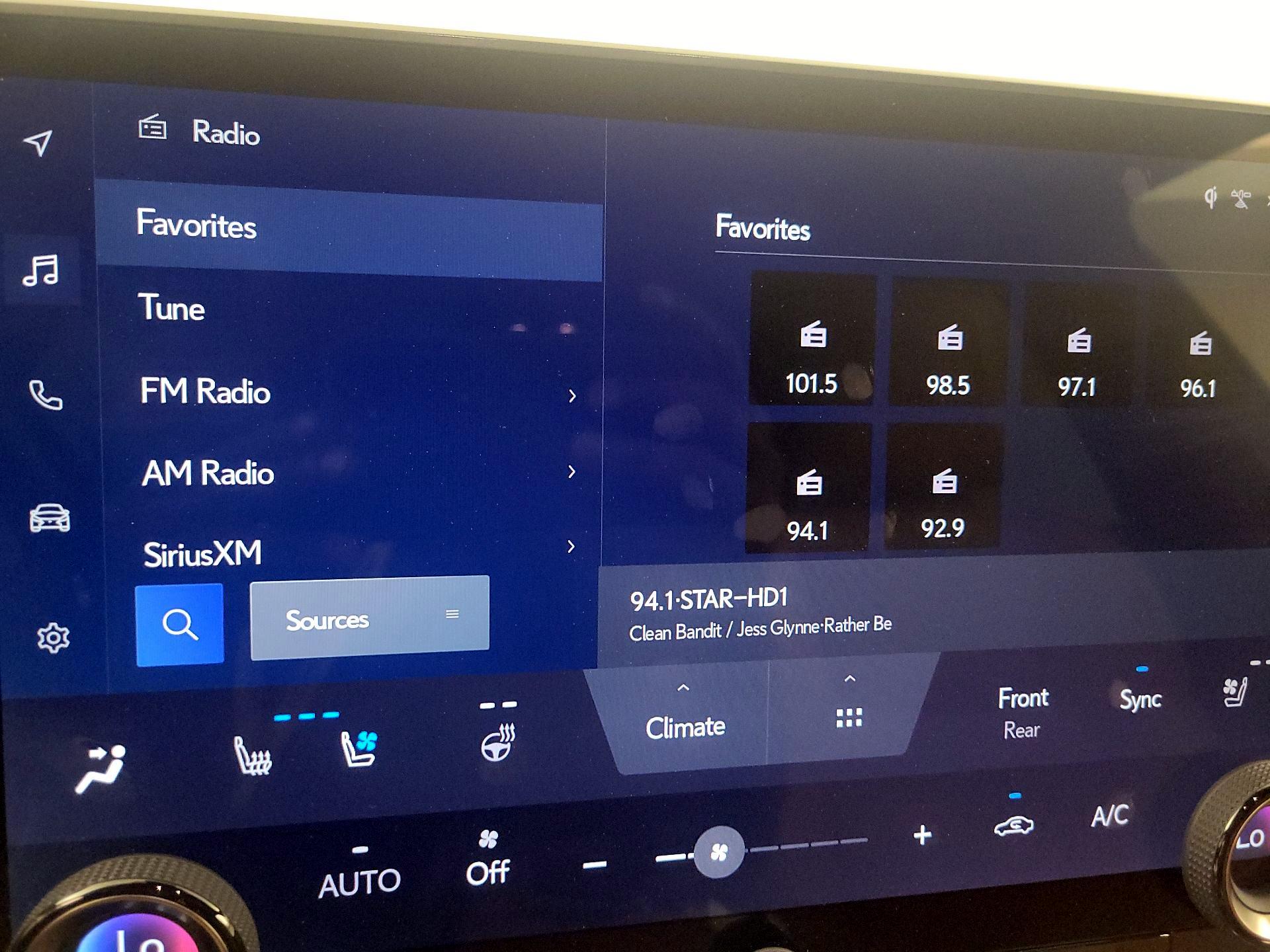 Thumbnail: 2023 Lexus RX - 15