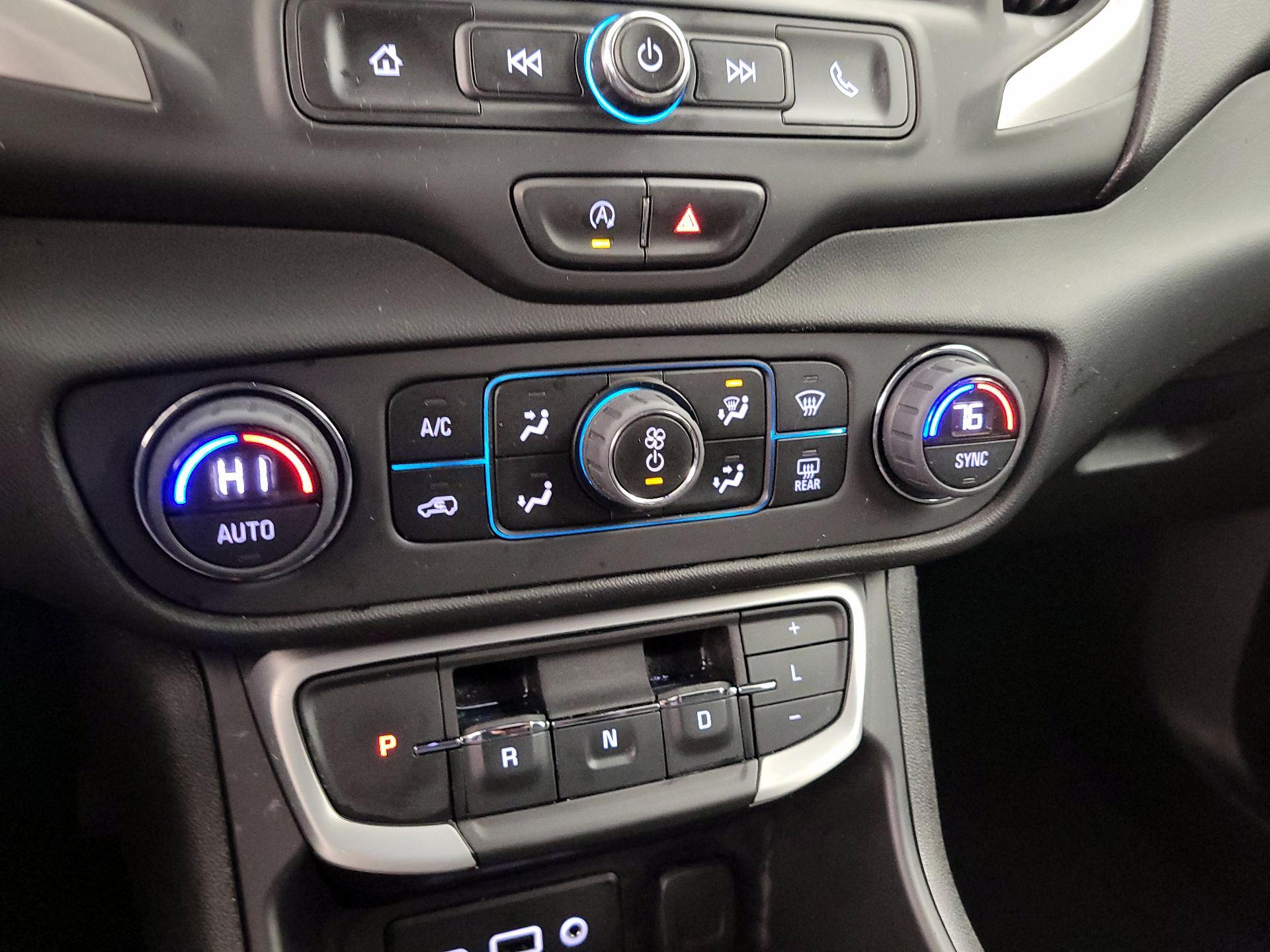 Thumbnail: 2022 GMC Terrain - 16