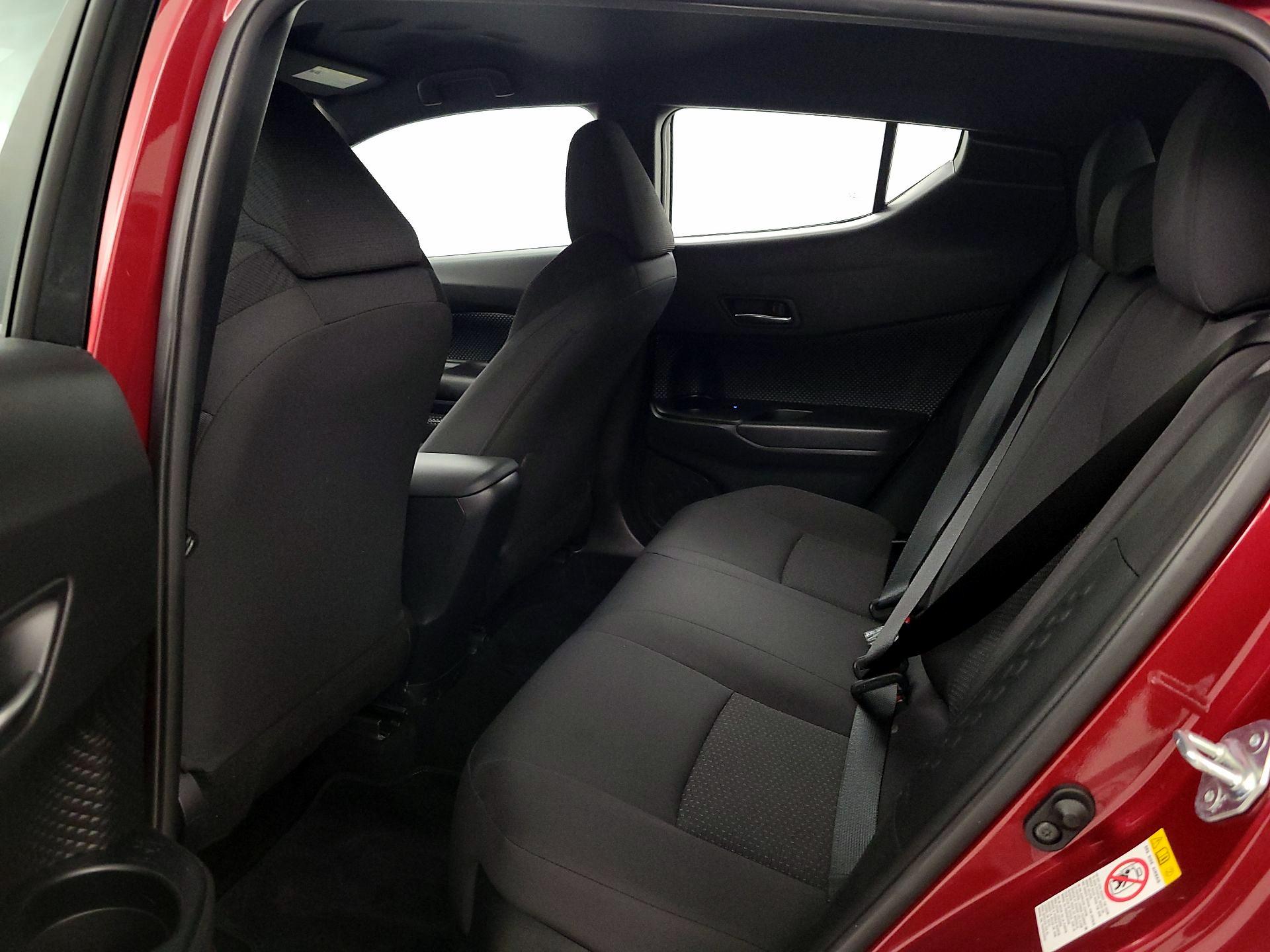 Thumbnail: 2019 Toyota C-HR - 19