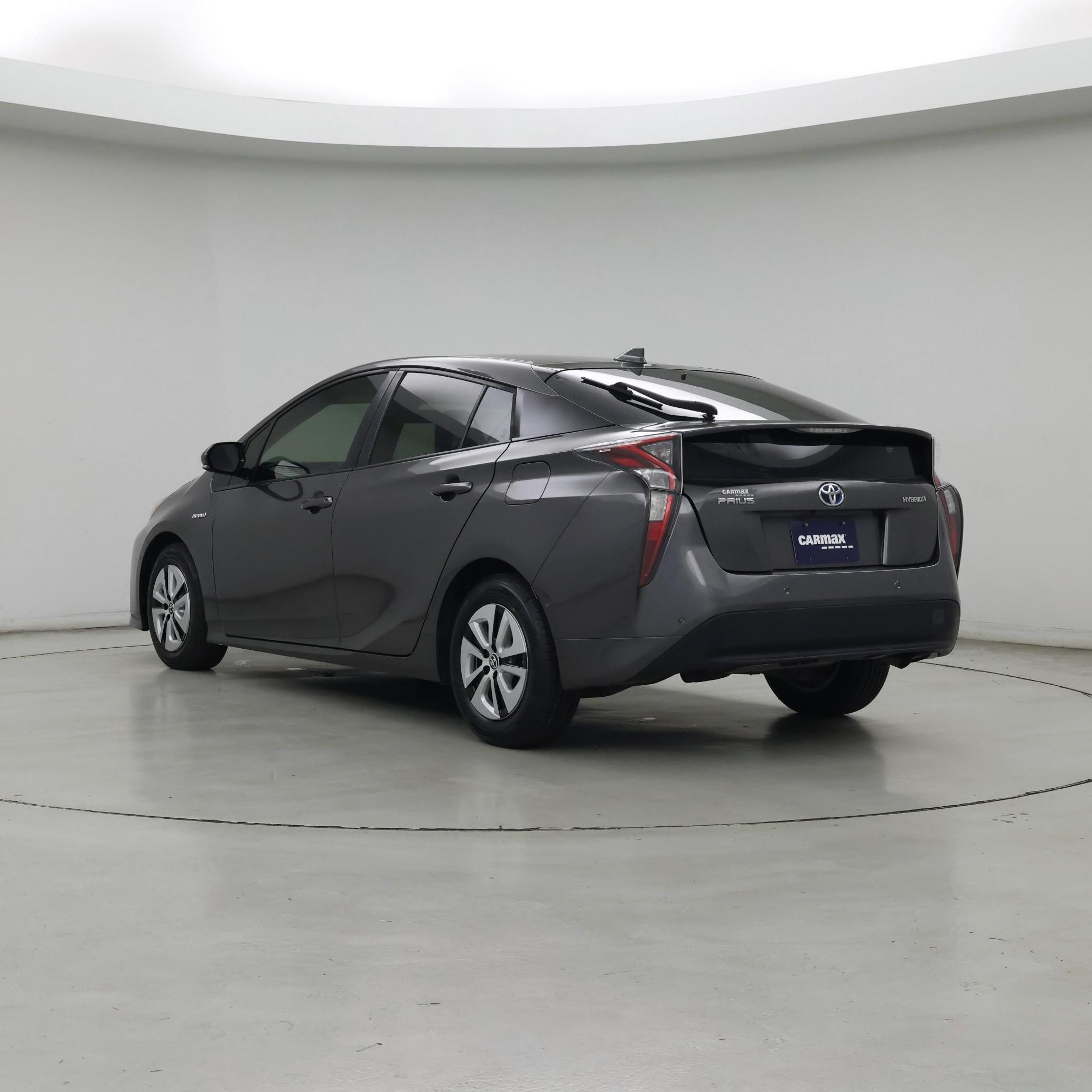 Thumbnail: 2018 Toyota Prius - 2
