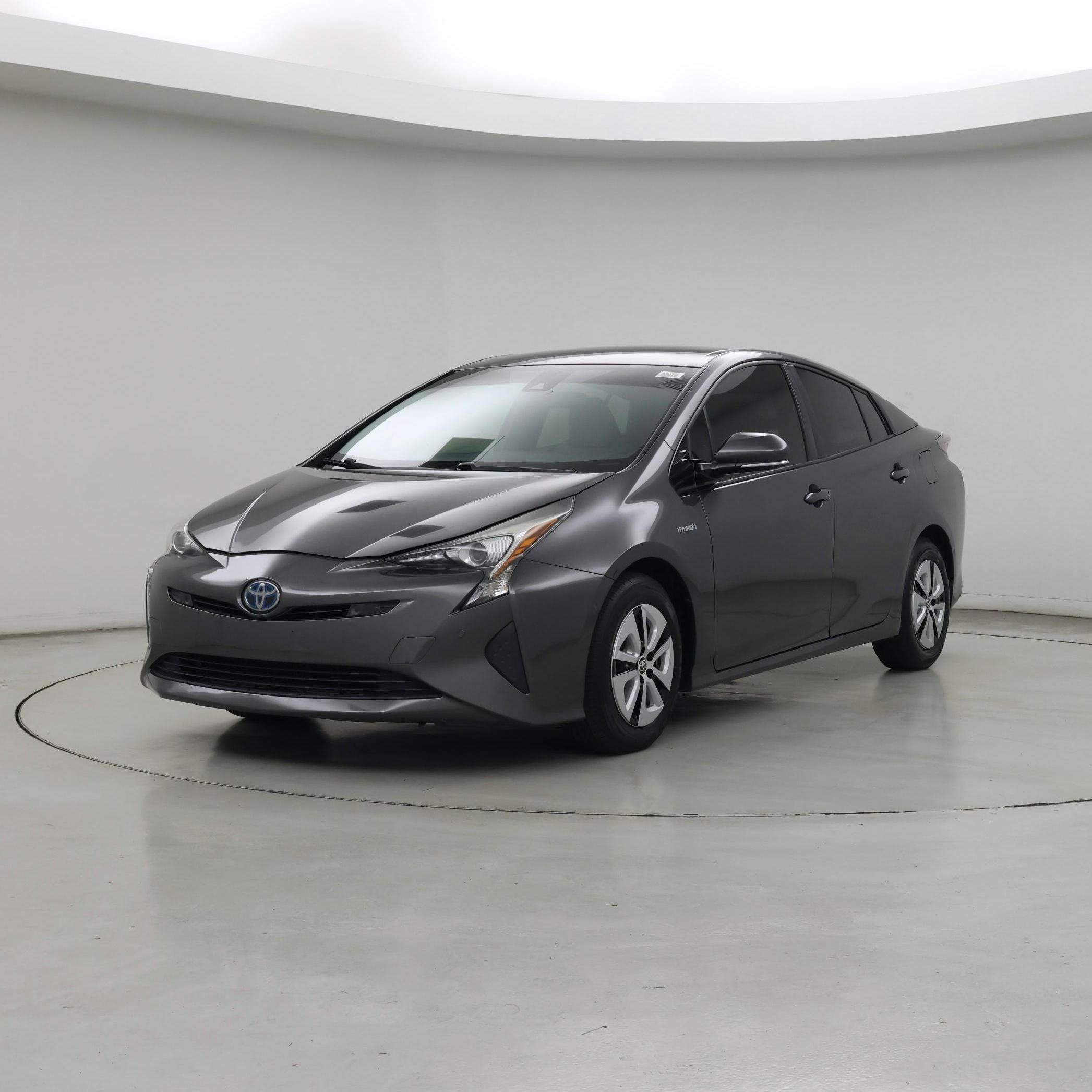 Thumbnail: 2018 Toyota Prius - 4