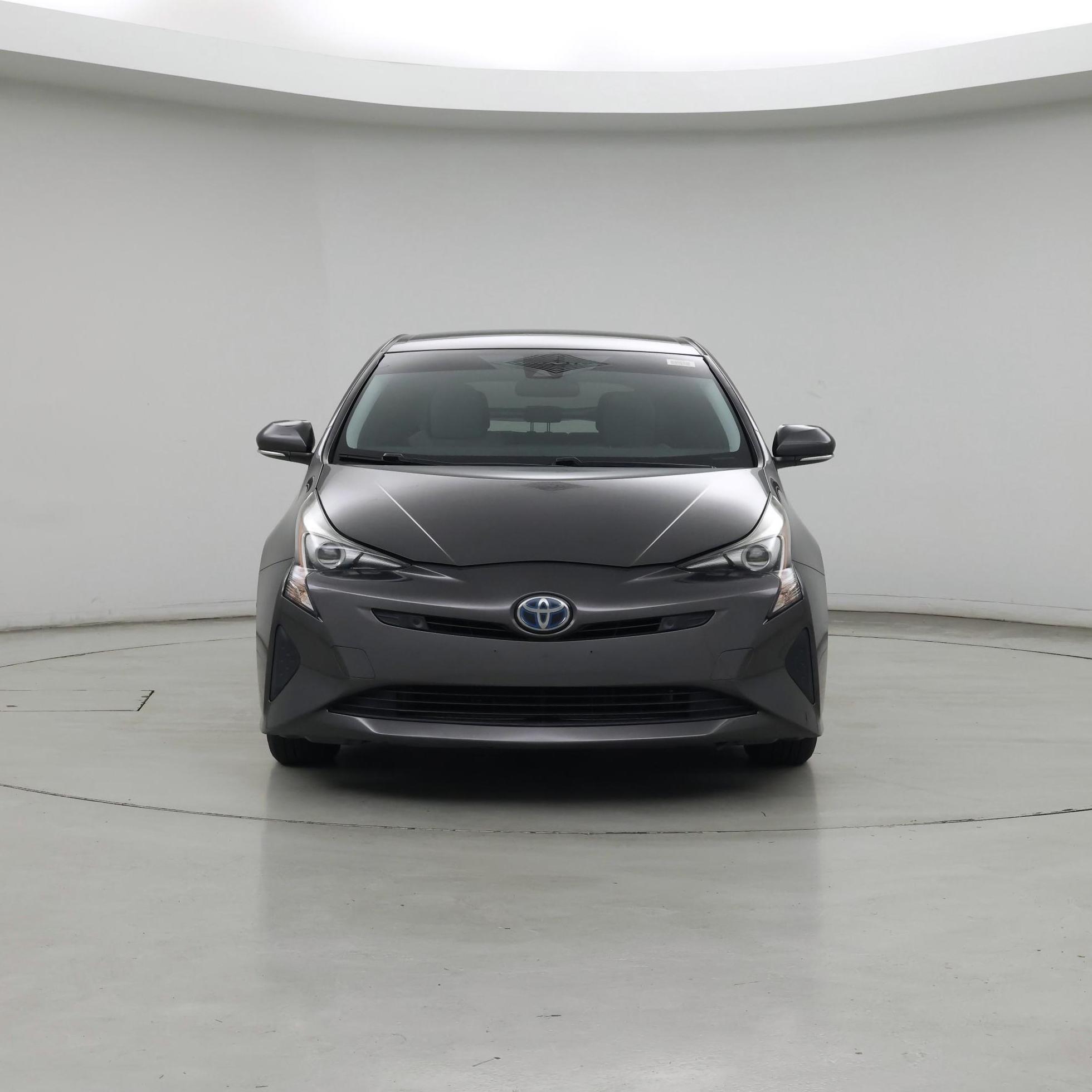 Thumbnail: 2018 Toyota Prius - 5