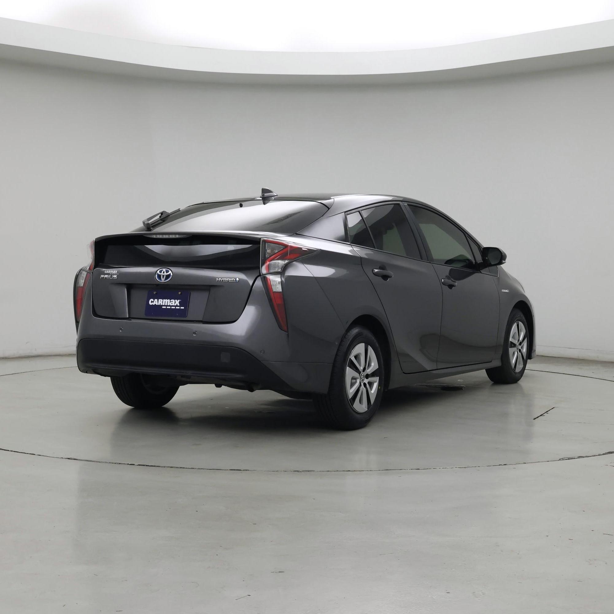 Thumbnail: 2018 Toyota Prius - 8