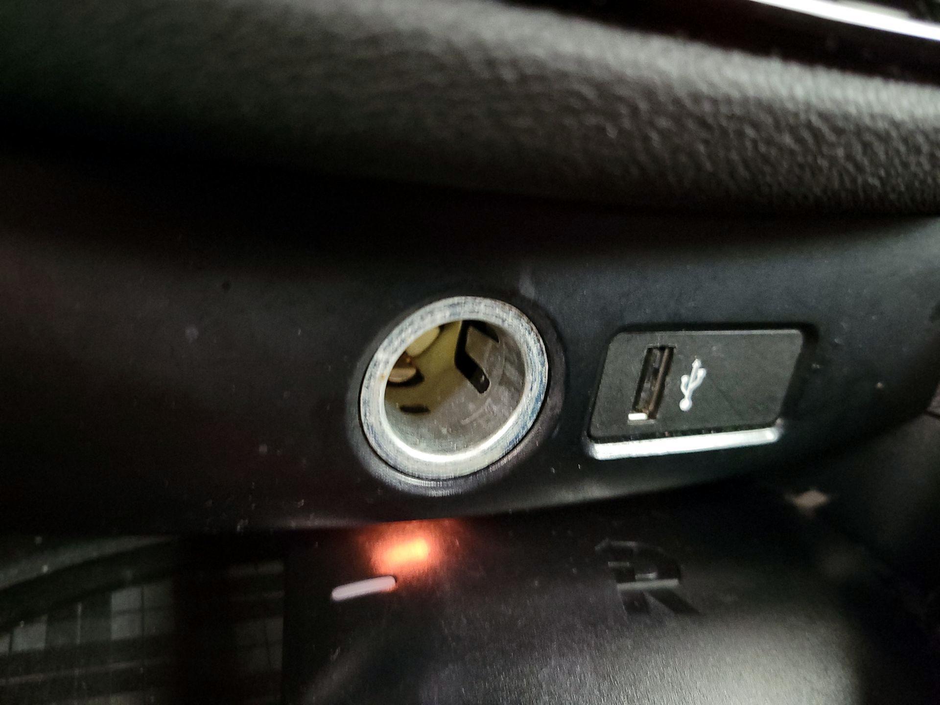 Thumbnail: 2019 MINI Cooper Clubman - 18