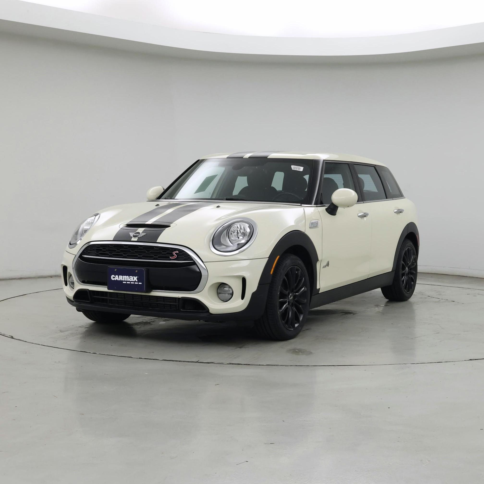 Thumbnail: 2019 MINI Cooper Clubman - 4