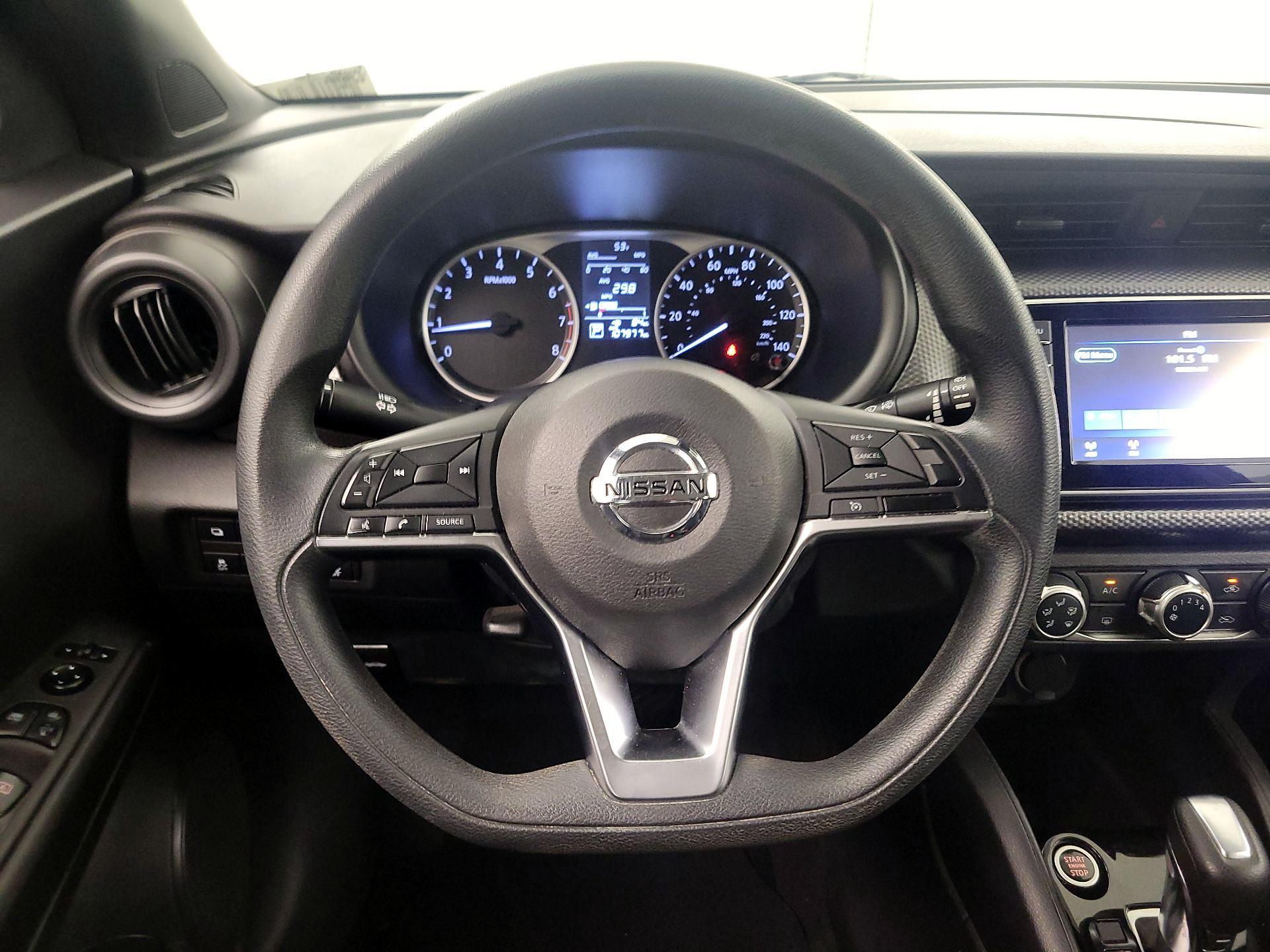 Thumbnail: 2020 Nissan Kicks - 10