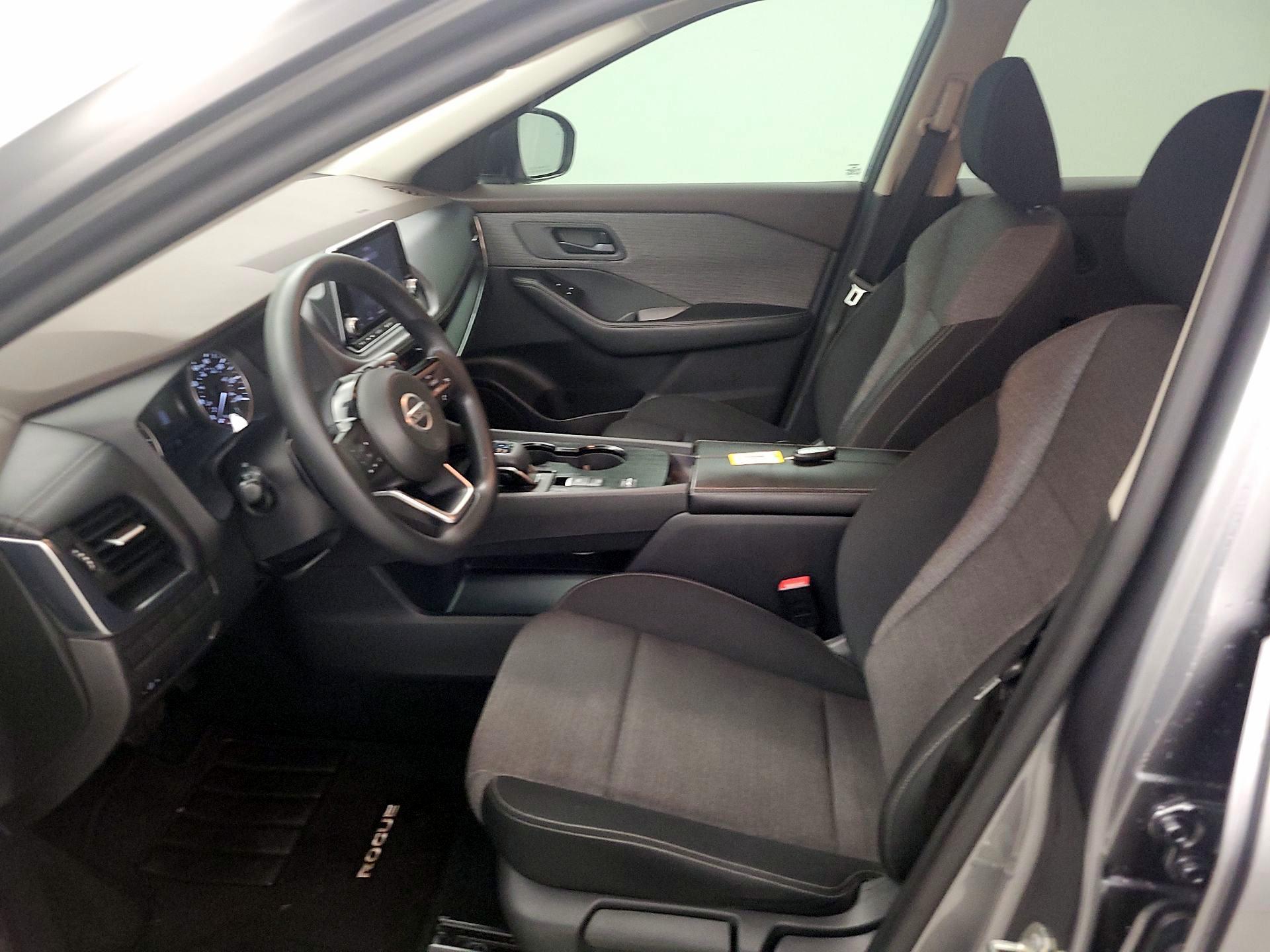 Thumbnail: 2021 Nissan Rogue - 11