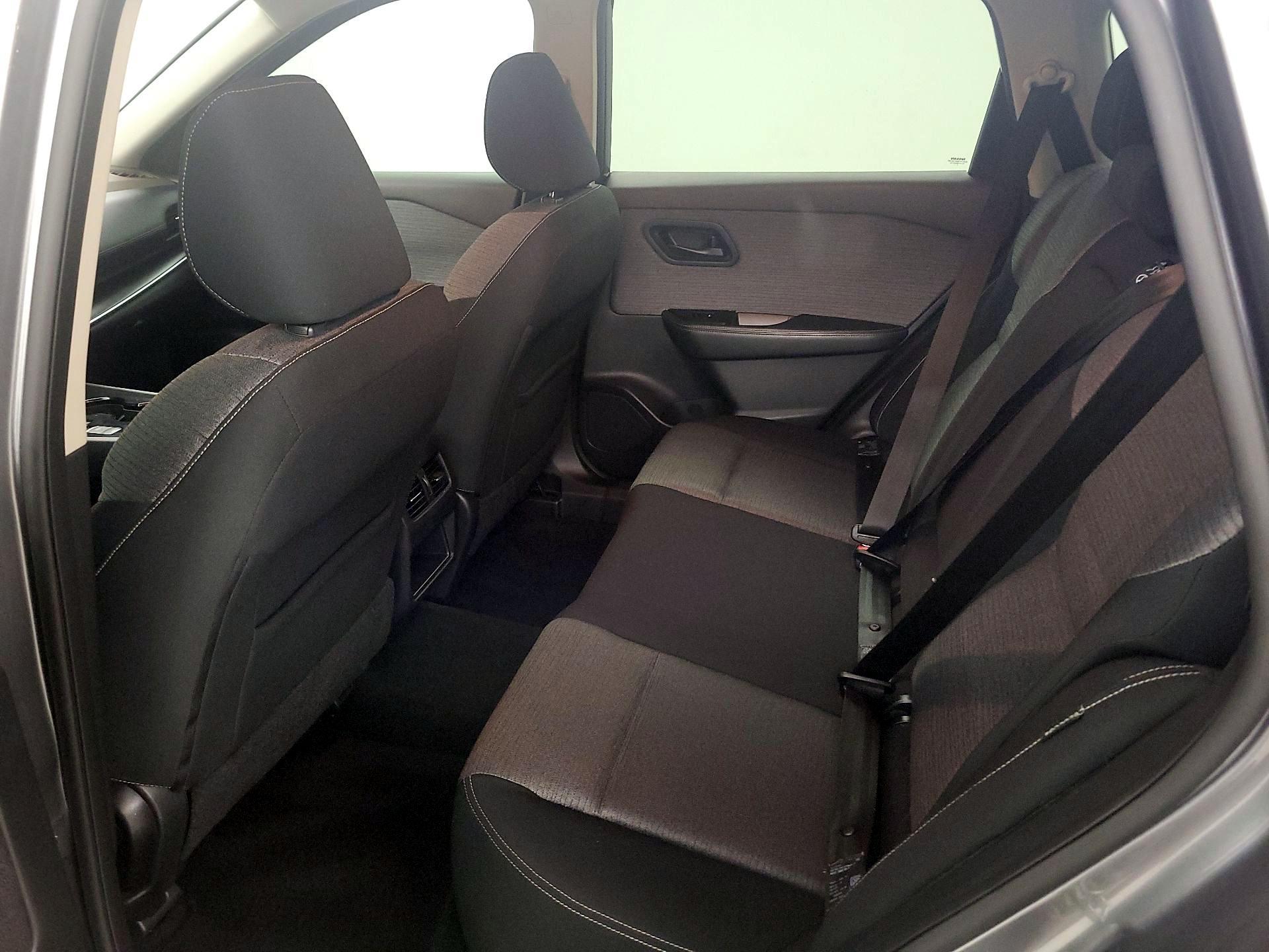 Thumbnail: 2021 Nissan Rogue - 19