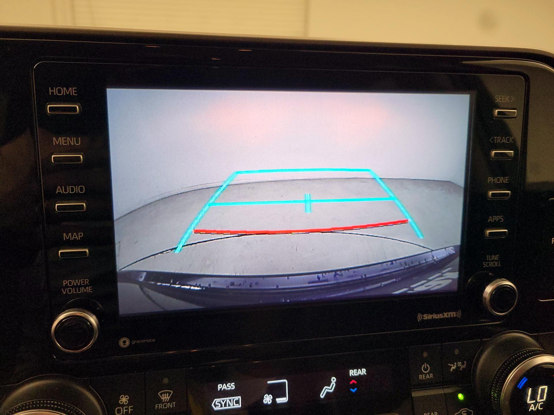 Thumbnail: 2021 Toyota Highlander - 14