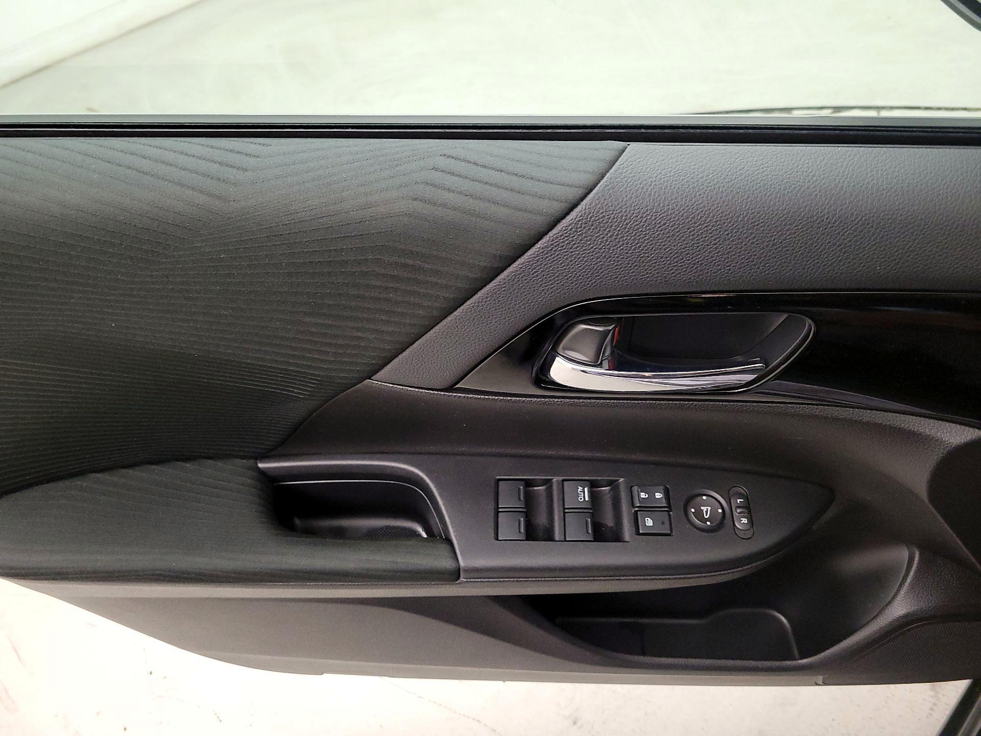 Thumbnail: 2017 Honda Accord - 12