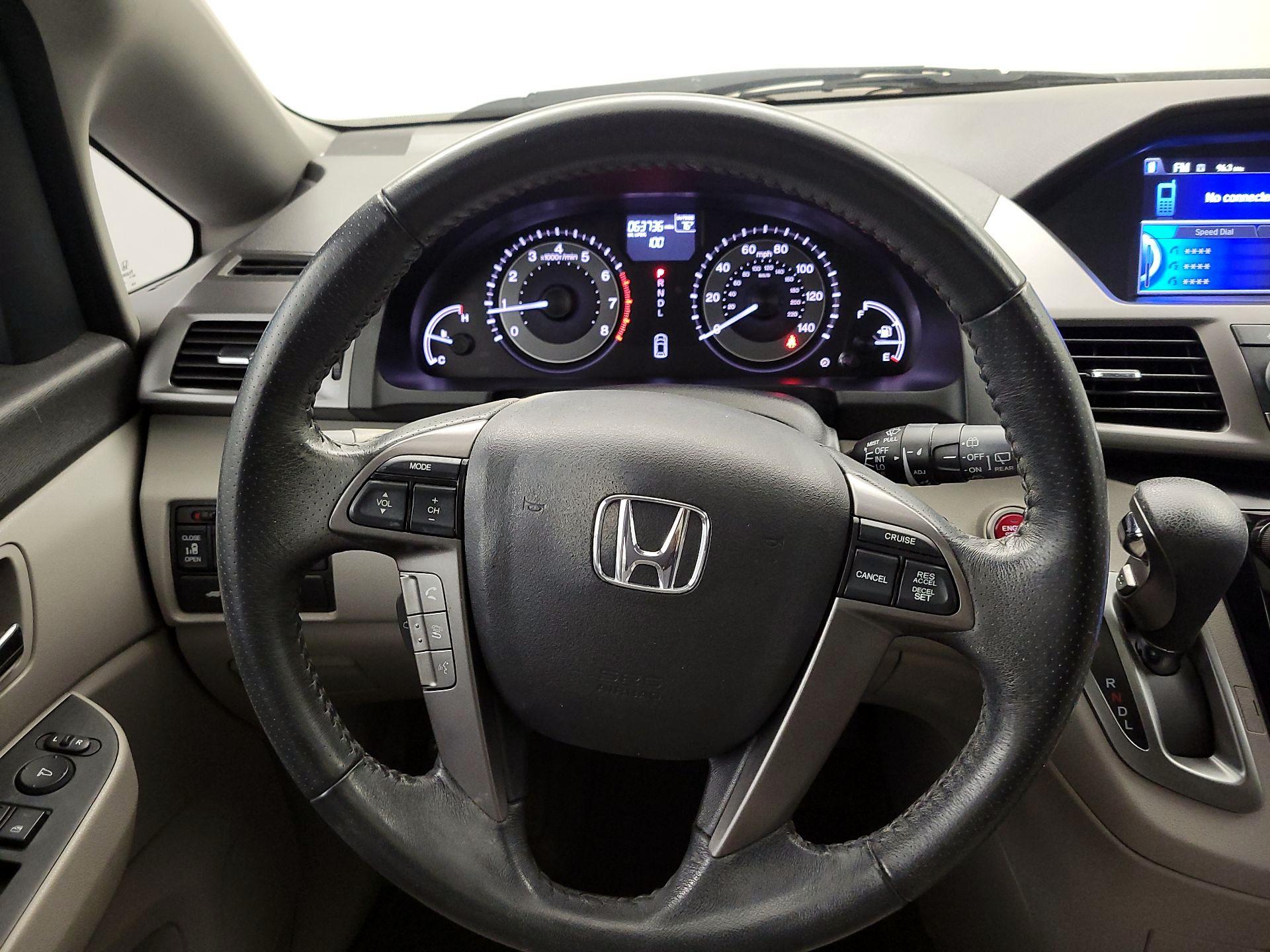 Thumbnail: 2014 Honda Odyssey - 10