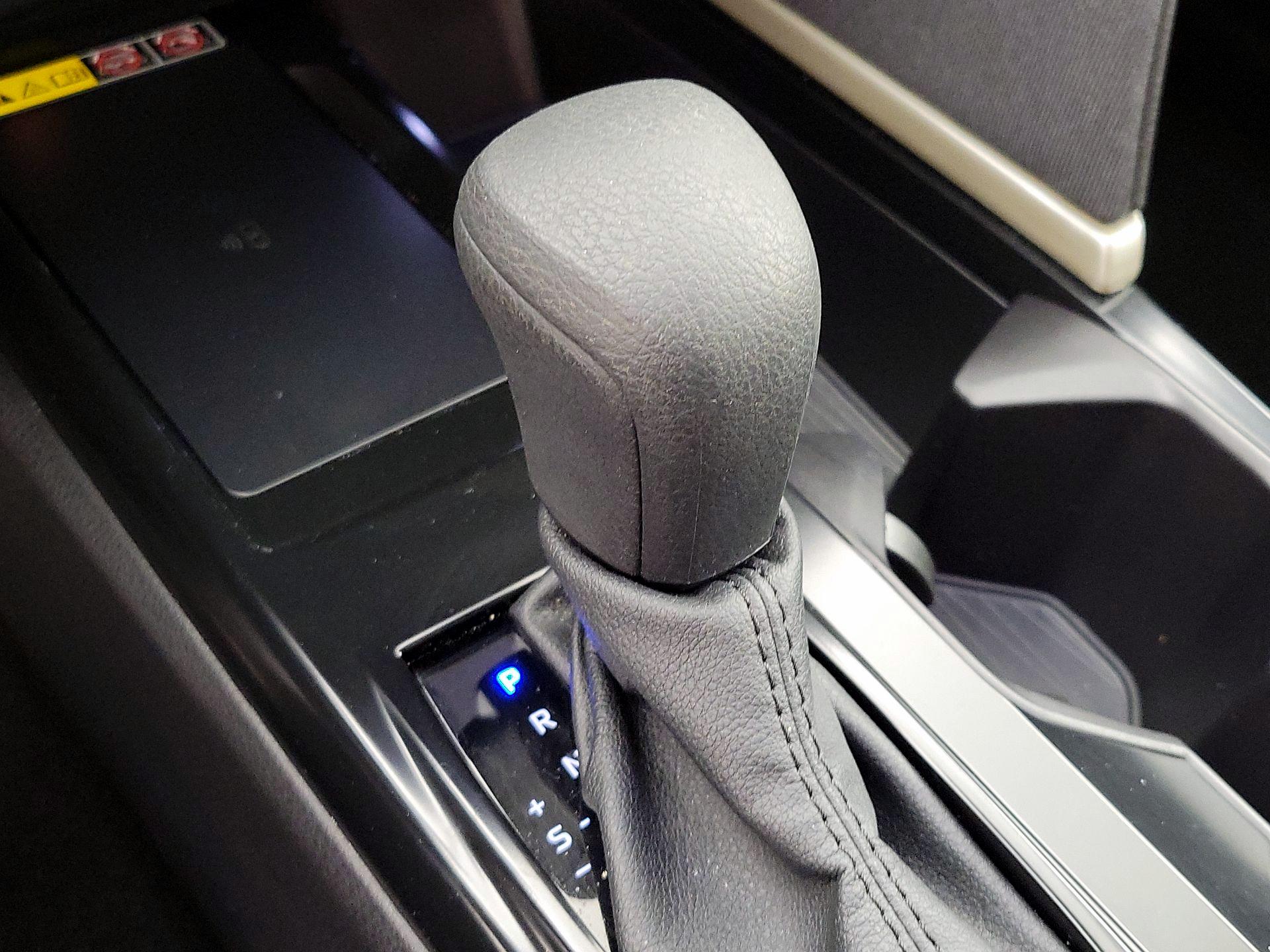 Thumbnail: 2025 Toyota Camry - 17