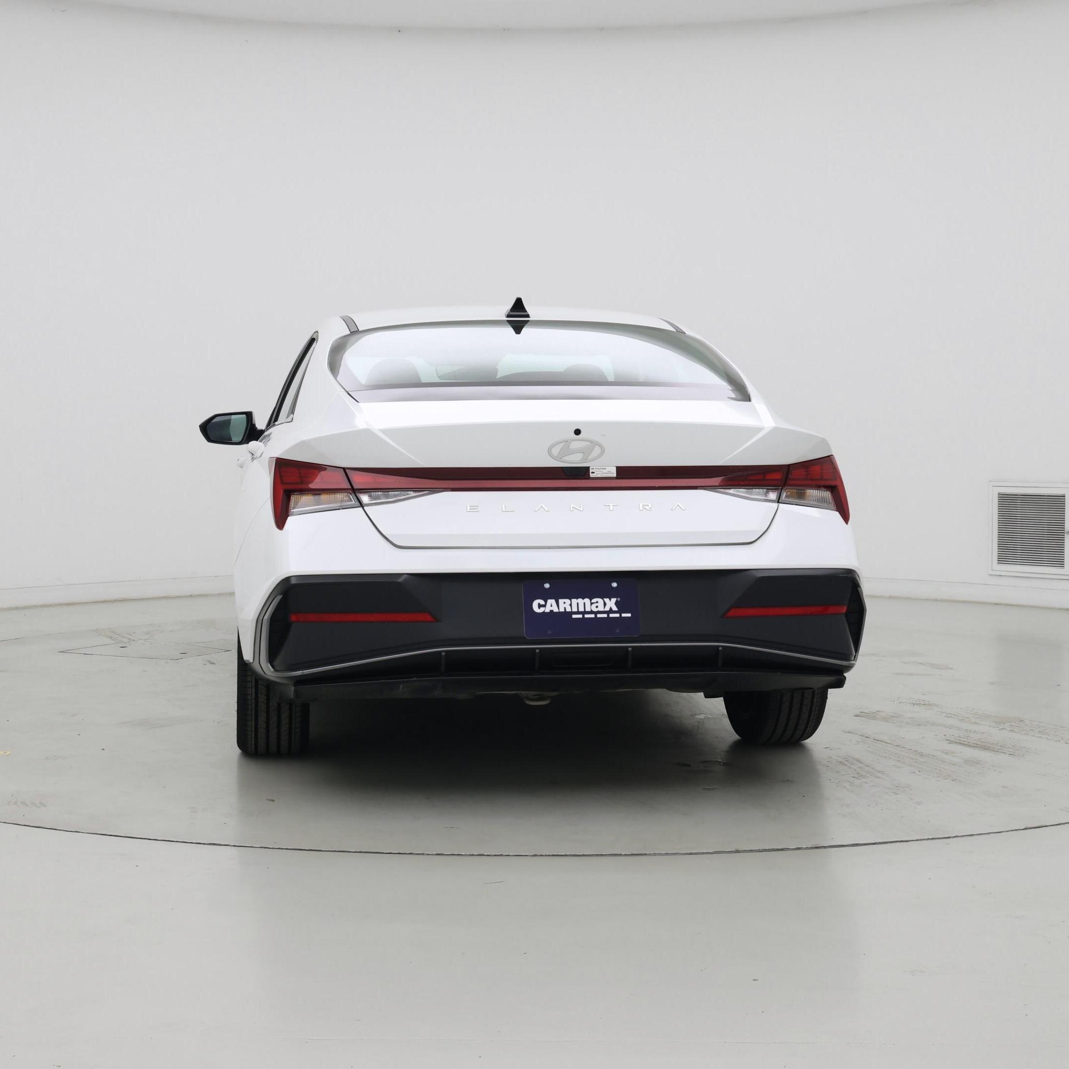 Thumbnail: 2025 Hyundai Elantra - 6