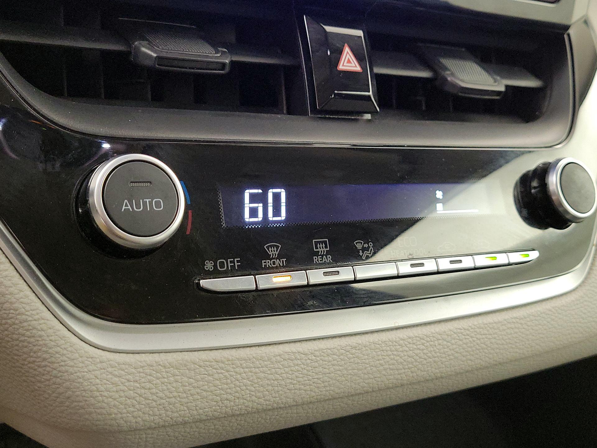 Thumbnail: 2025 Toyota Corolla - 16