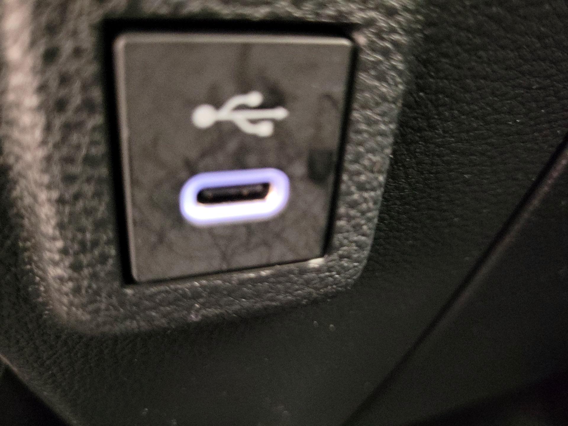 Thumbnail: 2024 Toyota Corolla - 18