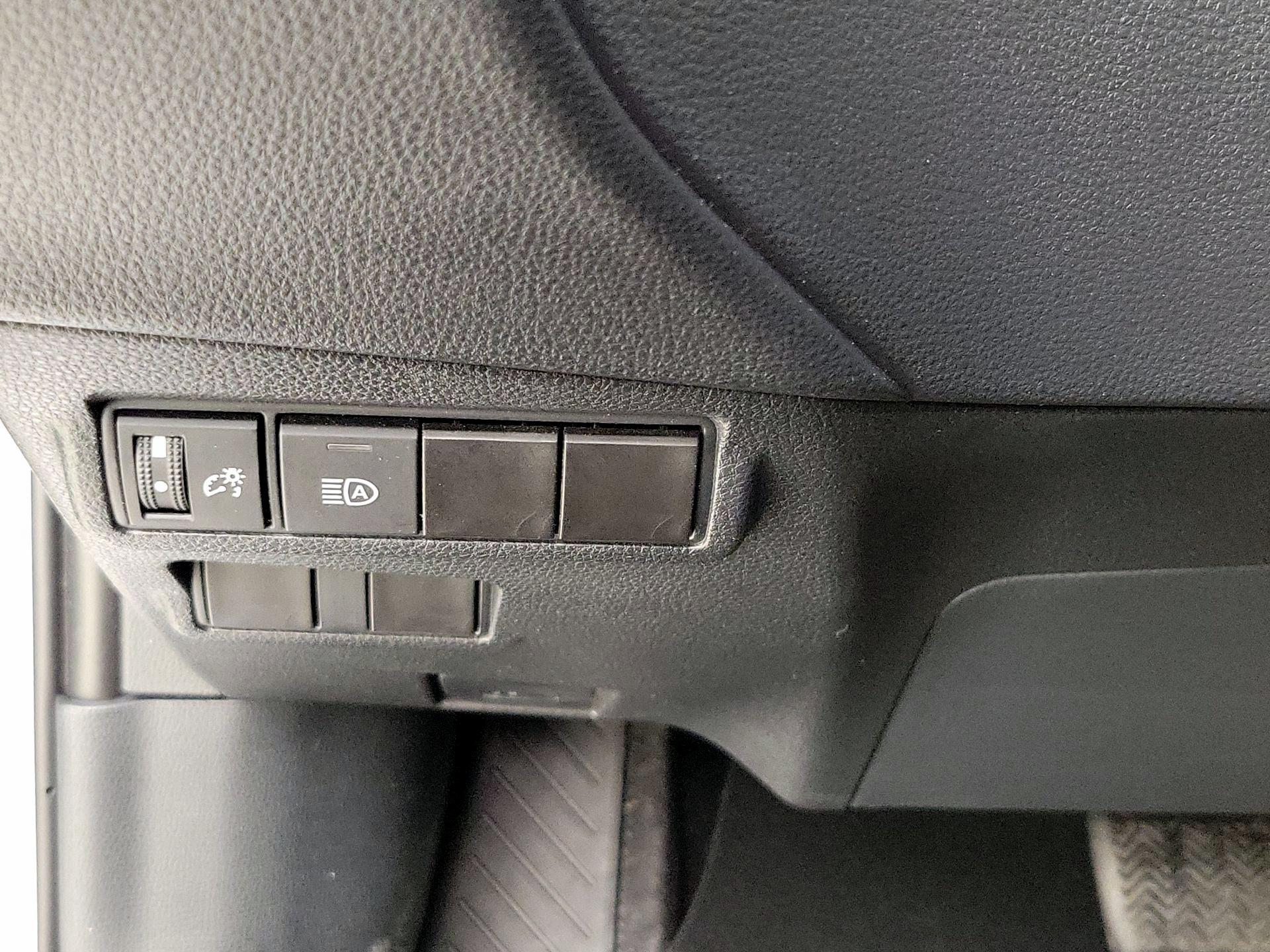 Thumbnail: 2024 Toyota Corolla Cross - 13