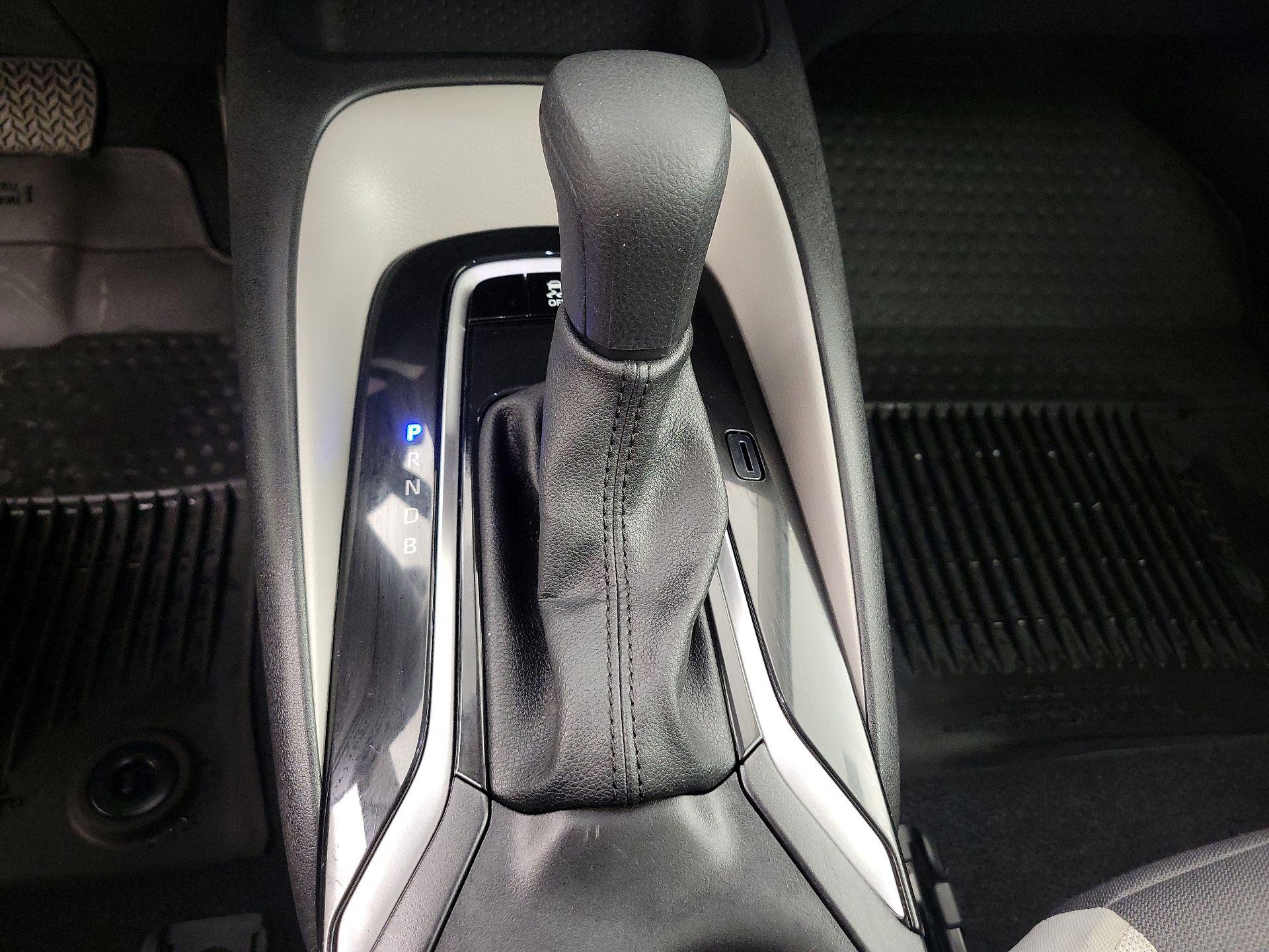 Thumbnail: 2025 Toyota Corolla - 17