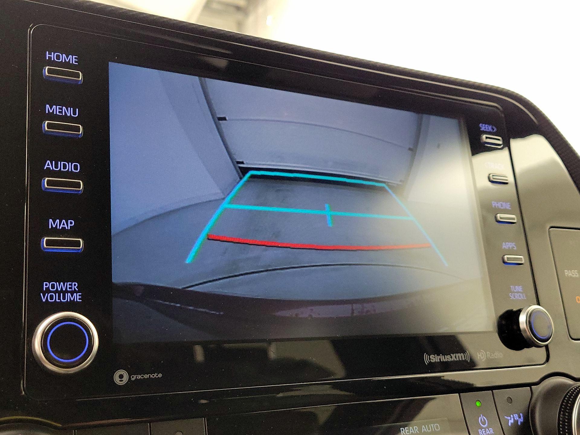 Thumbnail: 2021 Toyota Highlander - 14