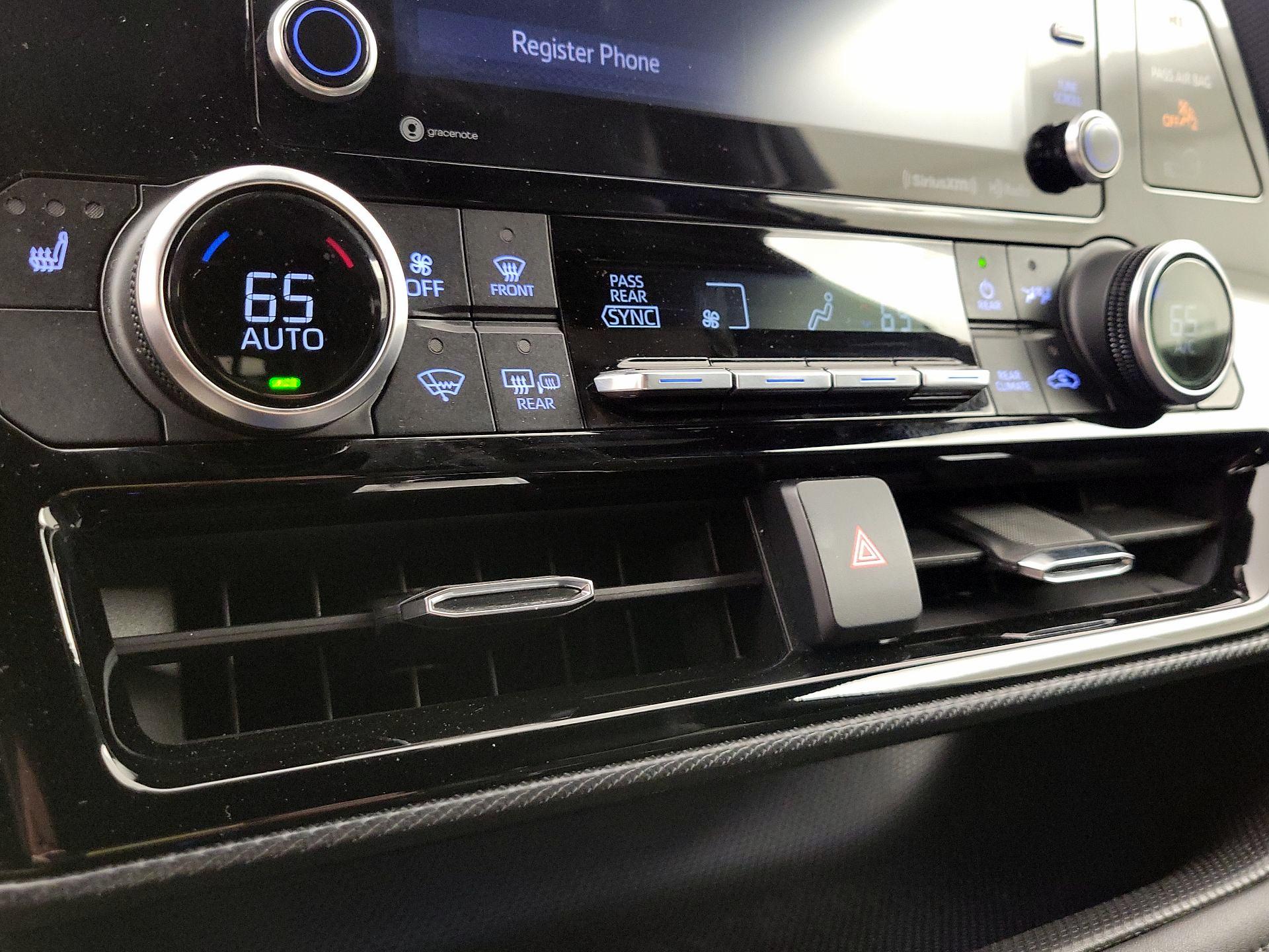 Thumbnail: 2021 Toyota Highlander - 16