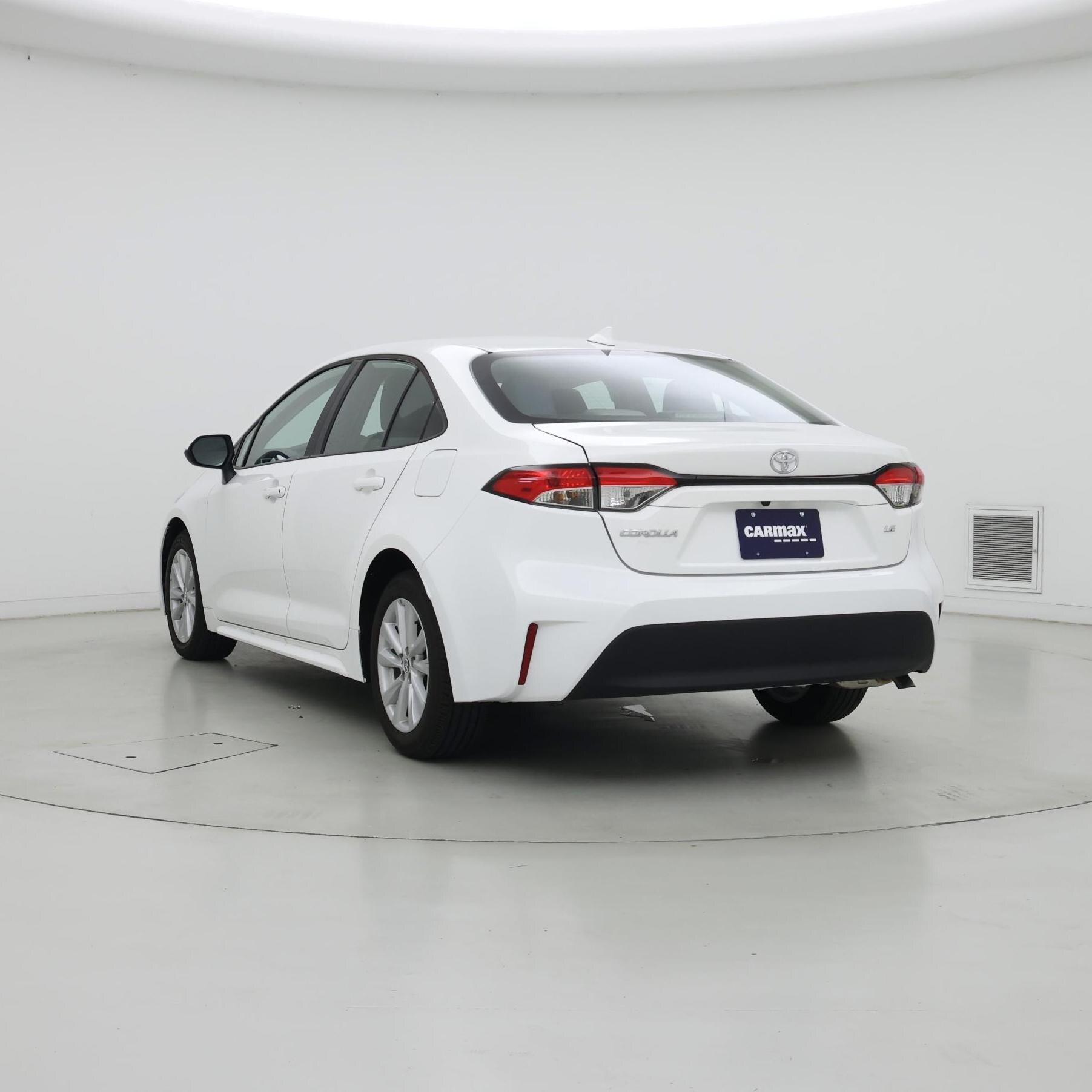 Thumbnail: 2024 Toyota Corolla - 2
