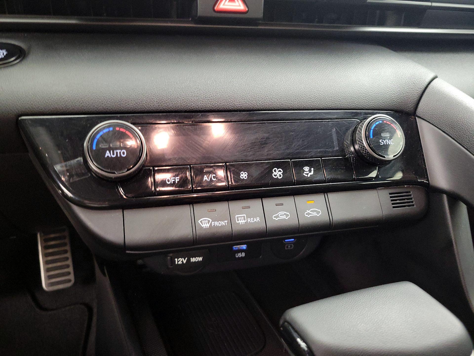 Thumbnail: 2025 Hyundai Elantra - 16