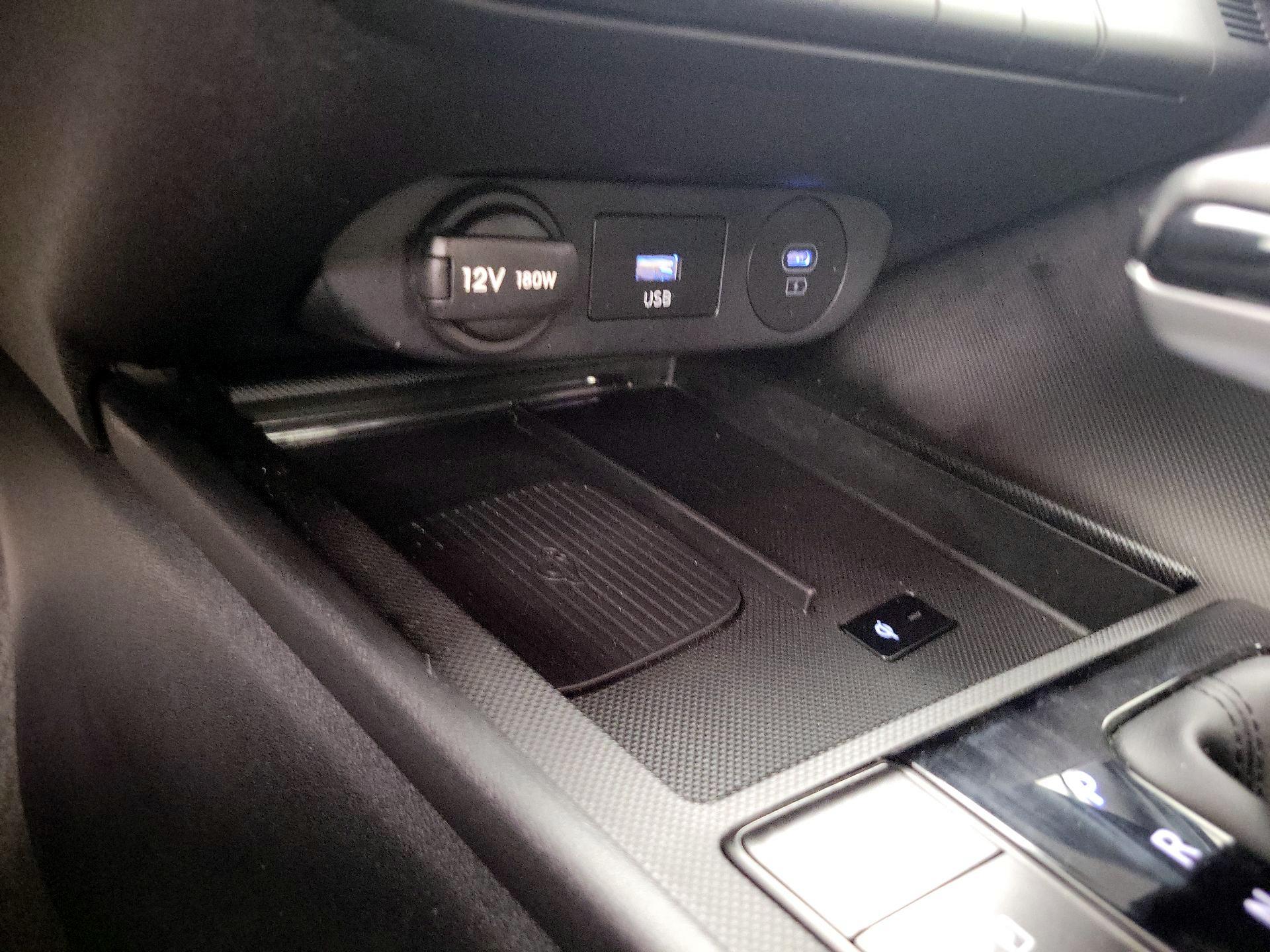 Thumbnail: 2025 Hyundai Elantra - 18