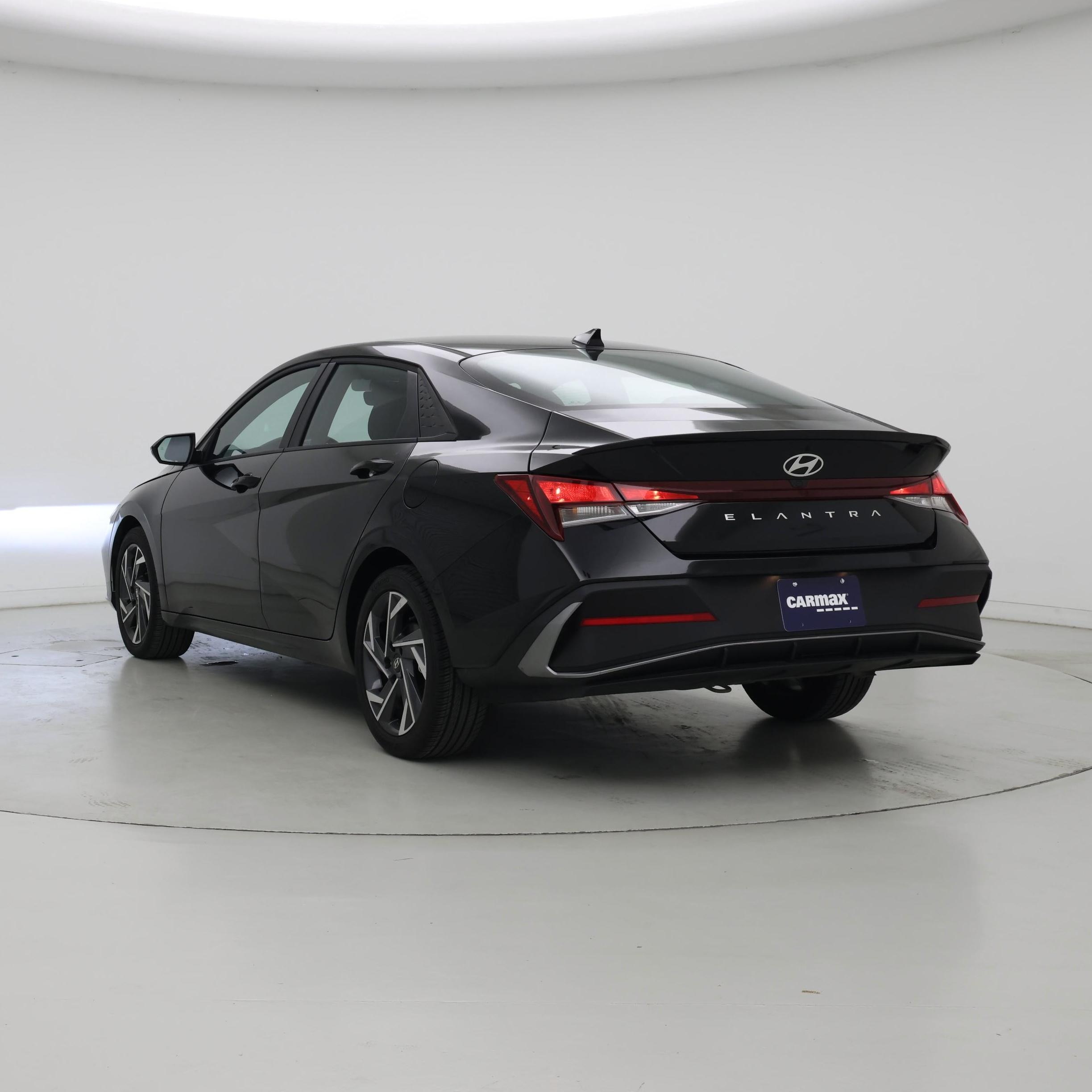 Thumbnail: 2025 Hyundai Elantra - 2