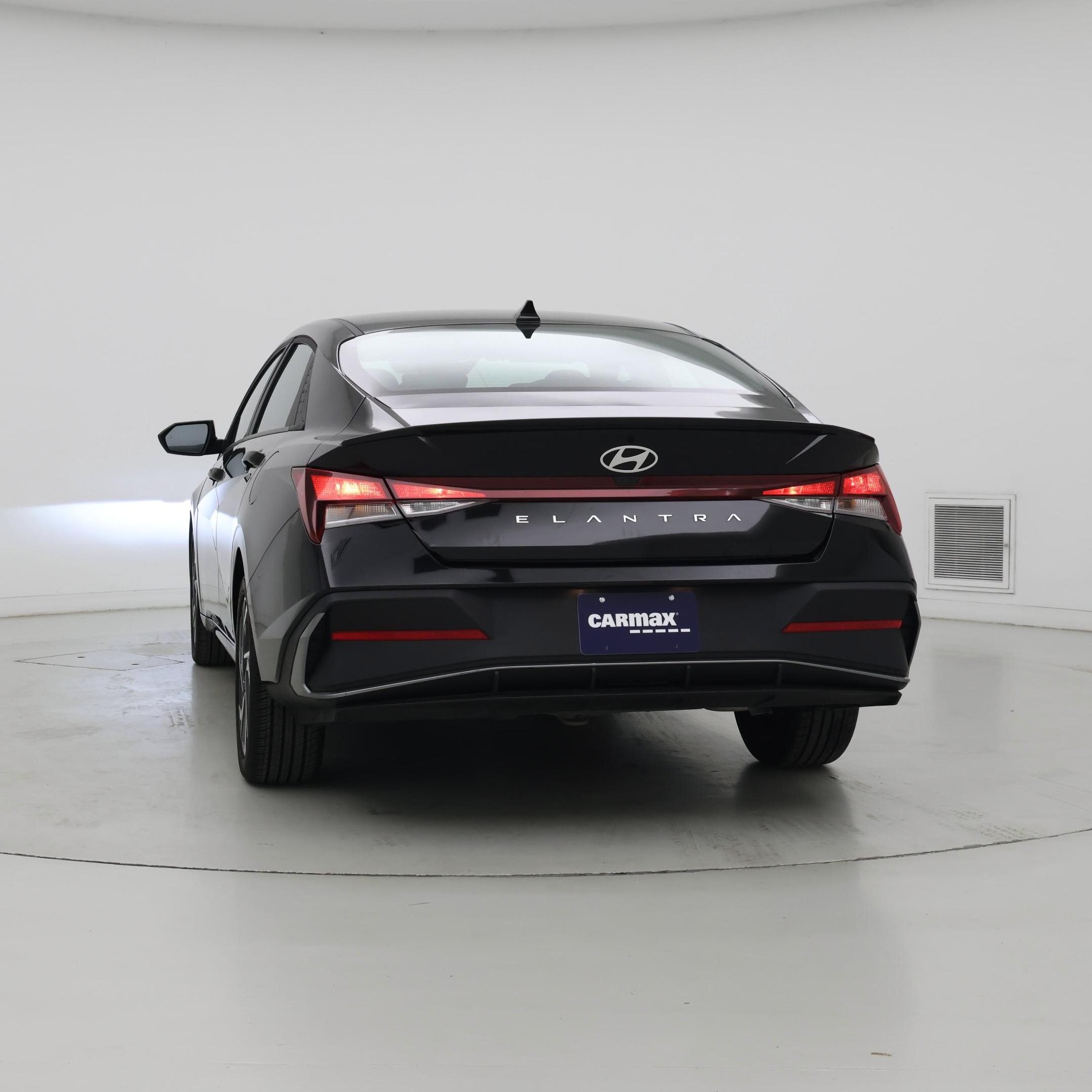 Thumbnail: 2025 Hyundai Elantra - 6