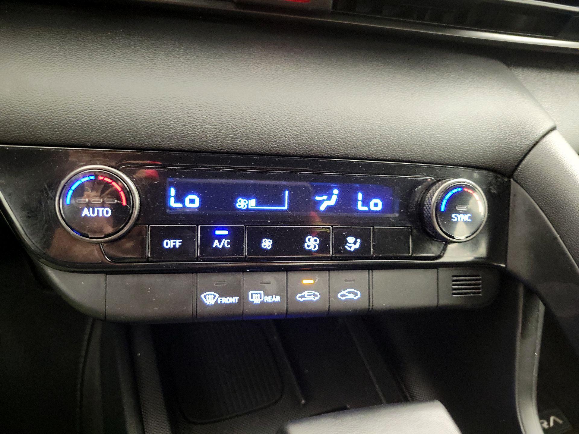 Thumbnail: 2025 Hyundai Elantra - 16