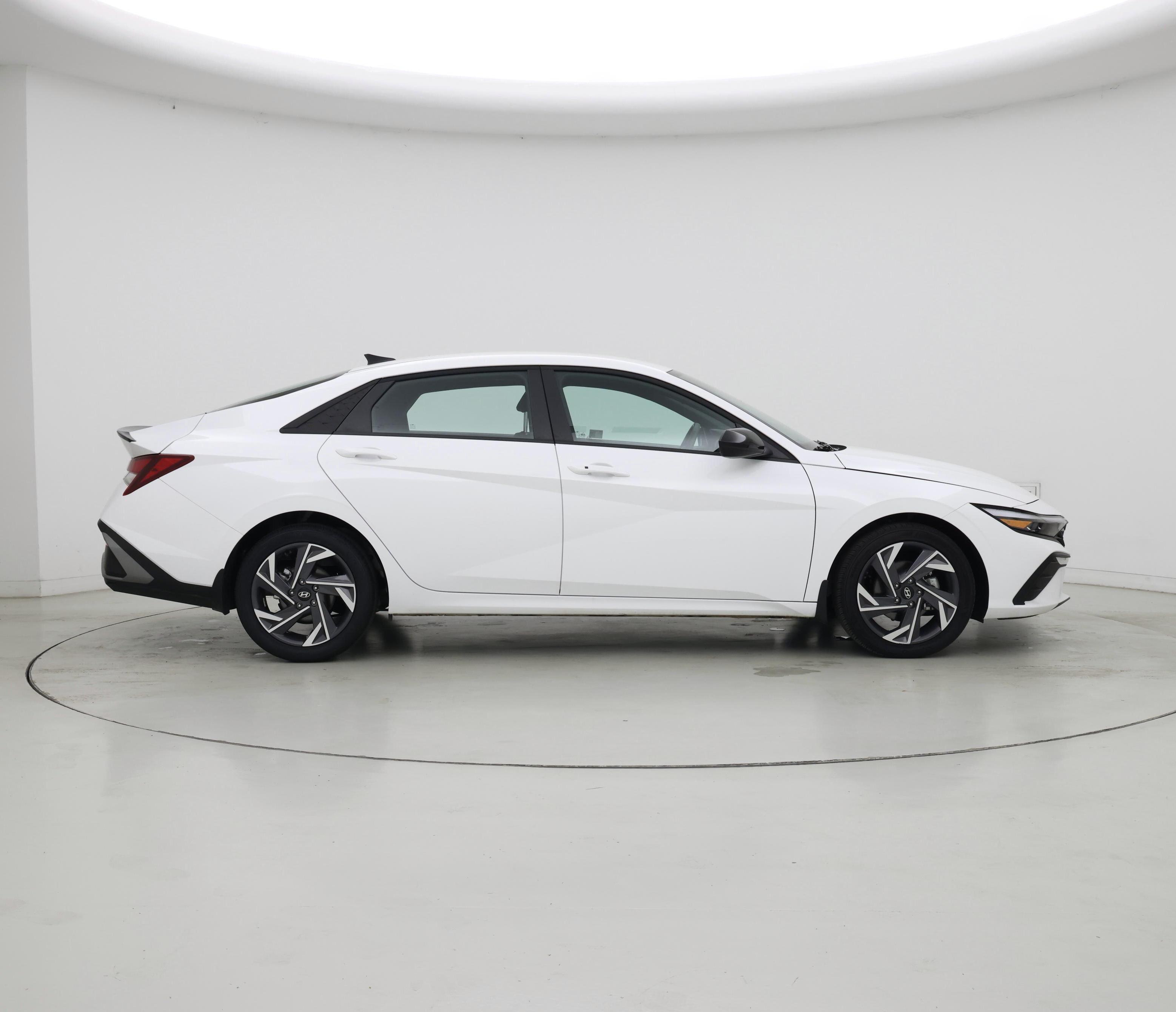 Thumbnail: 2025 Hyundai Elantra - 7