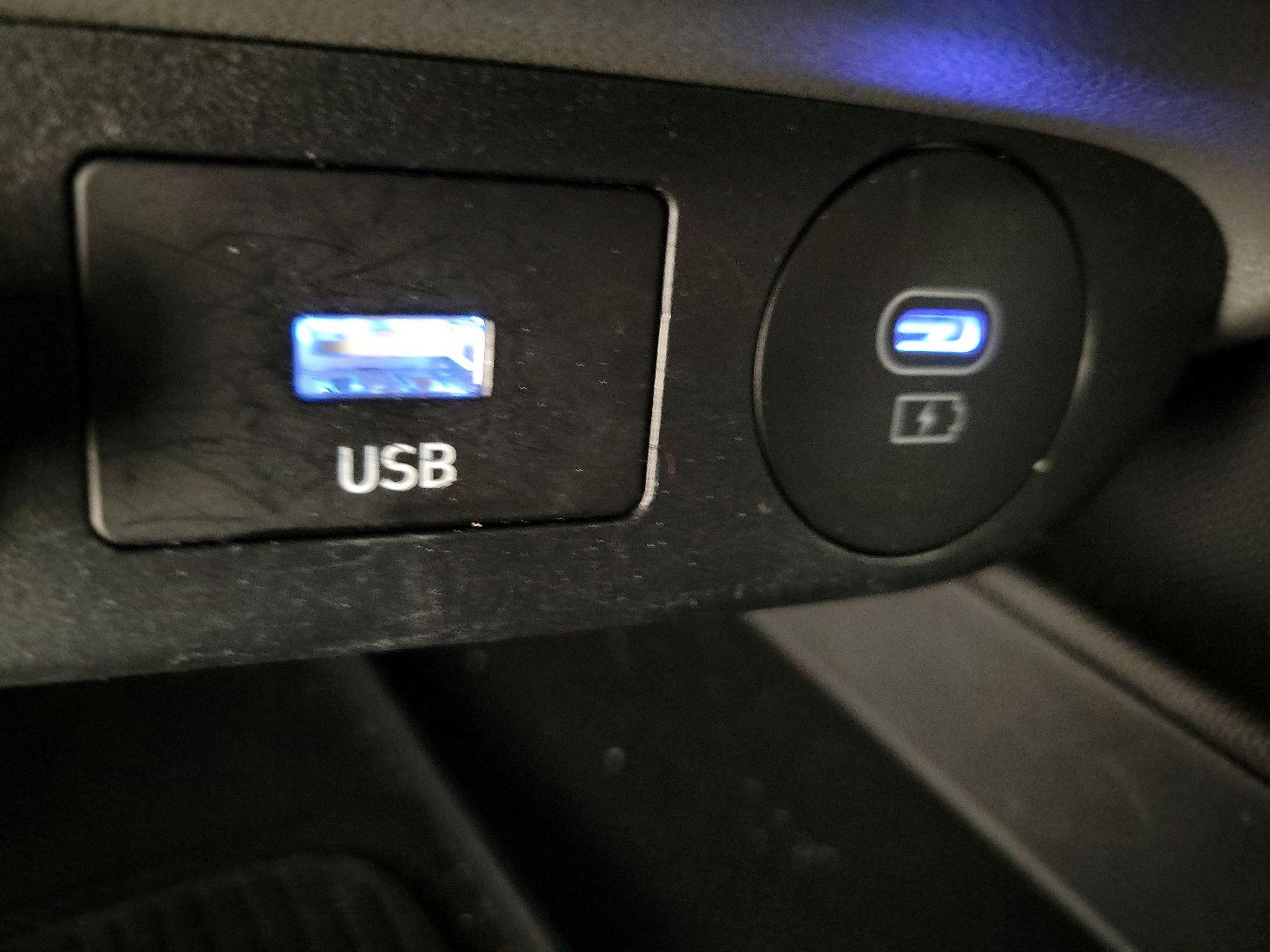 Thumbnail: 2025 Hyundai Elantra - 19