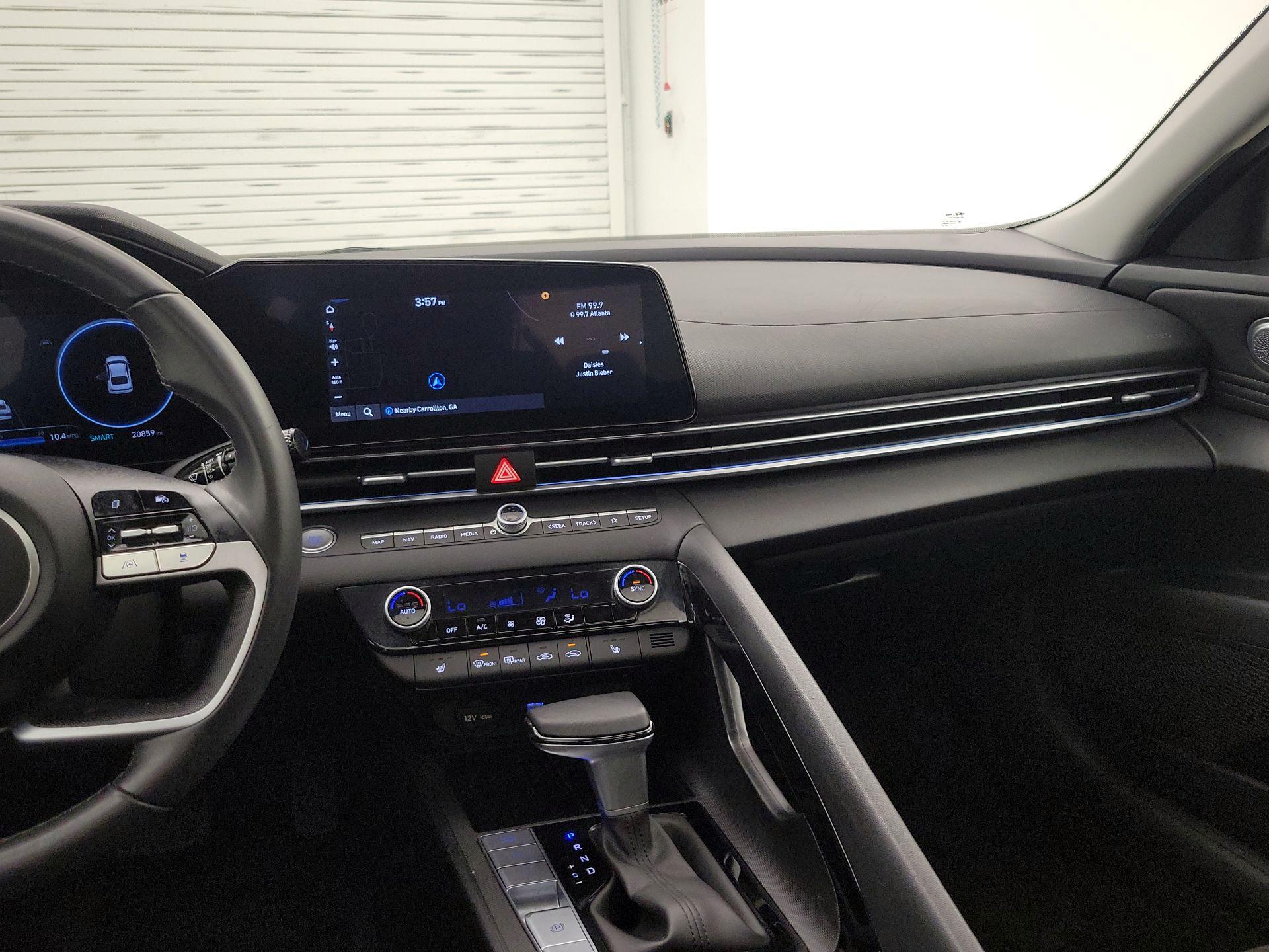 Thumbnail: 2025 Hyundai Elantra - 9