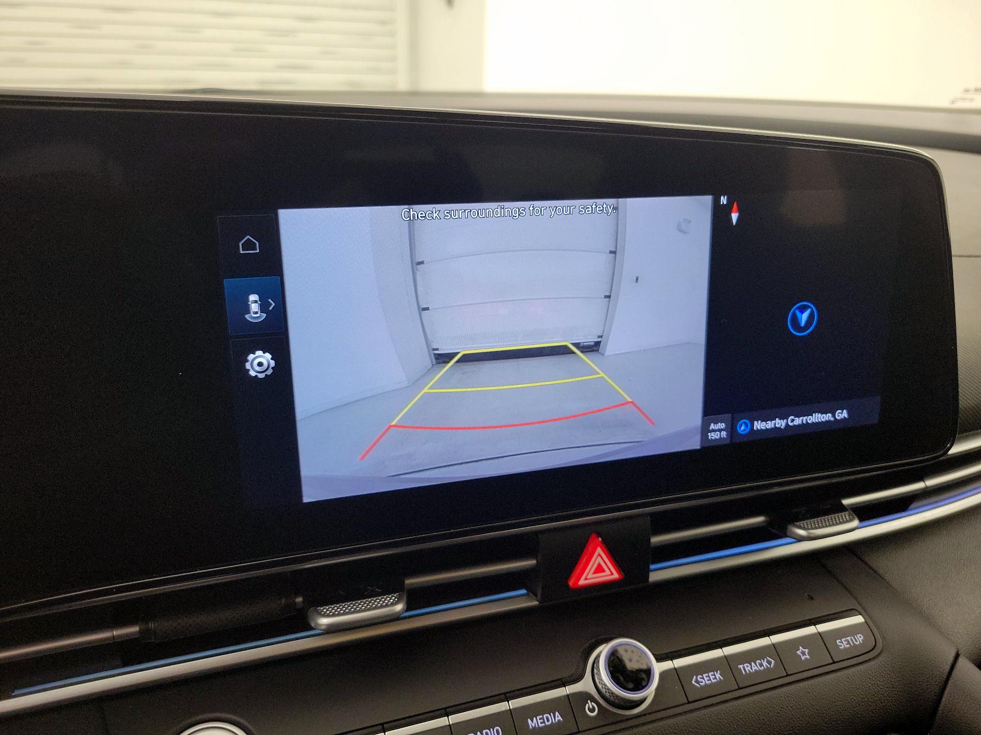 Thumbnail: 2025 Hyundai Elantra - 15