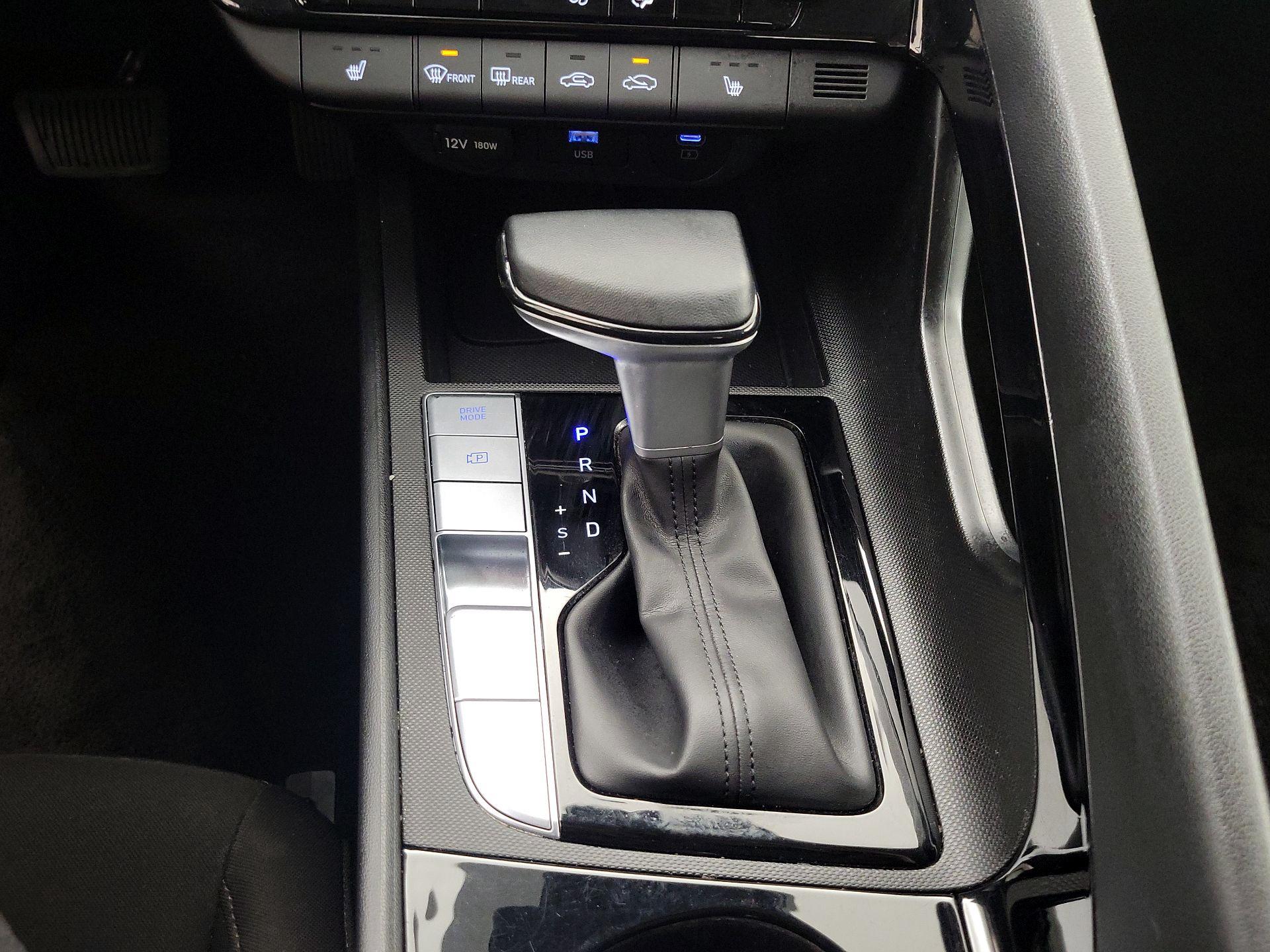 Thumbnail: 2025 Hyundai Elantra - 18