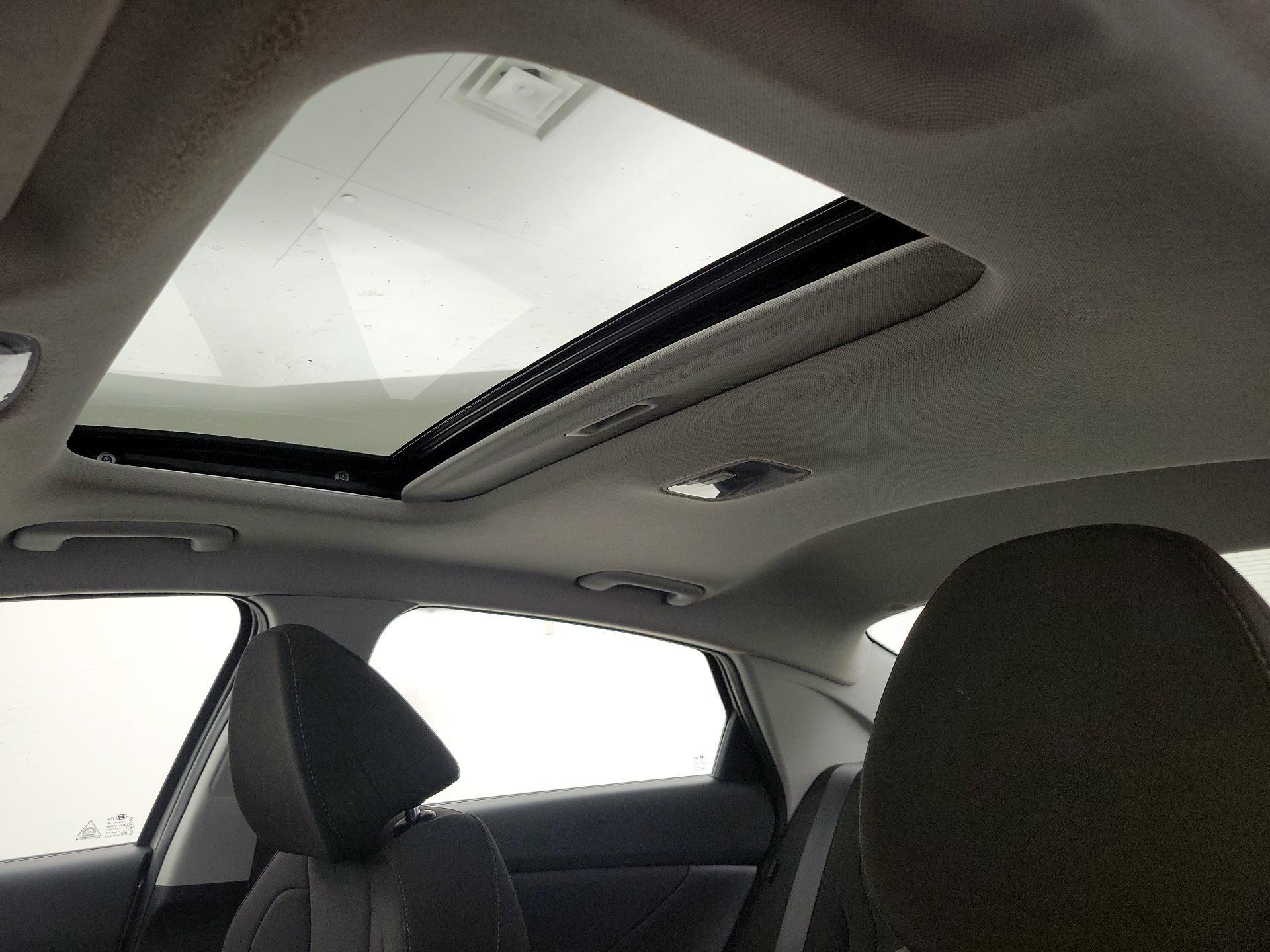 Thumbnail: 2025 Hyundai Elantra - 20