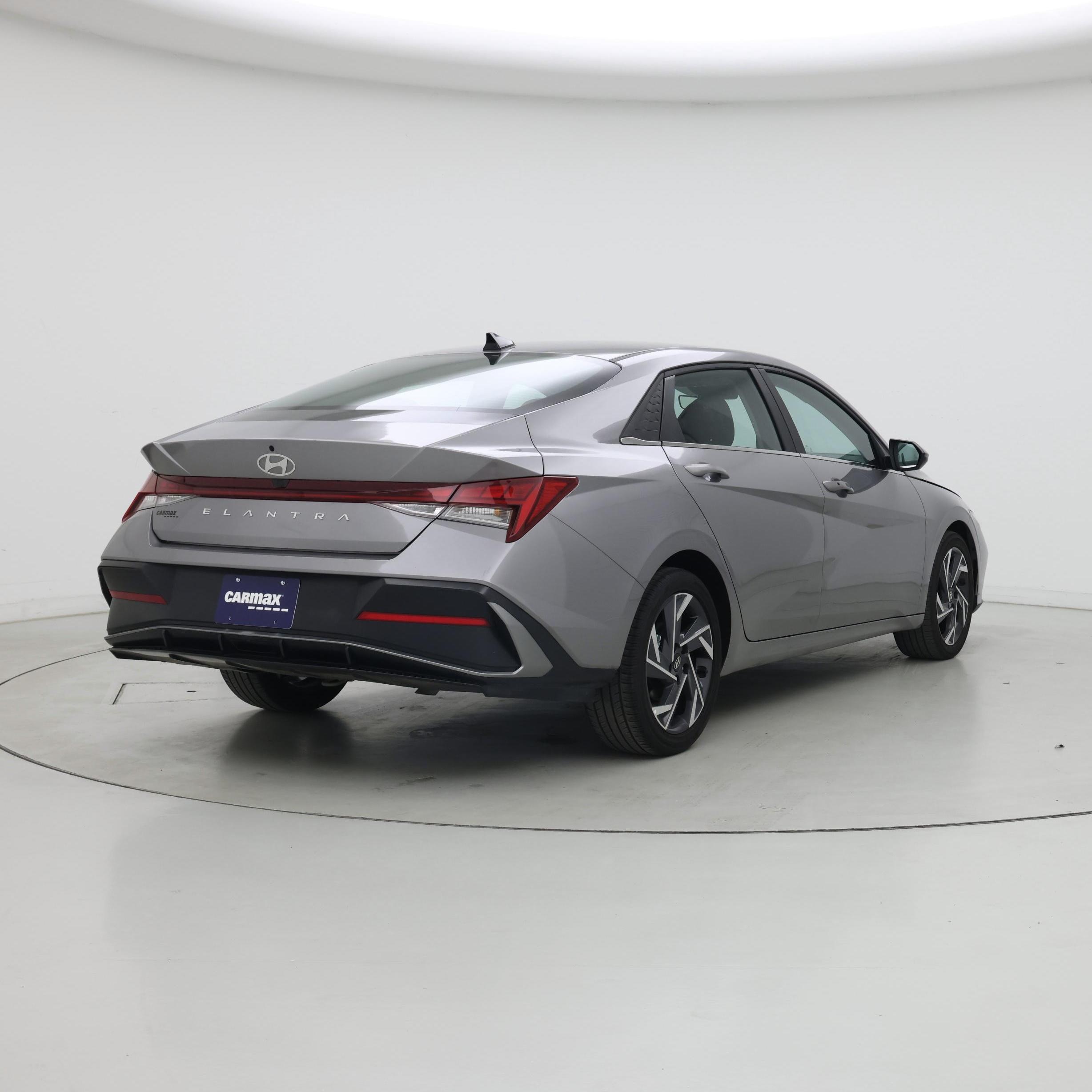 Thumbnail: 2025 Hyundai Elantra - 8