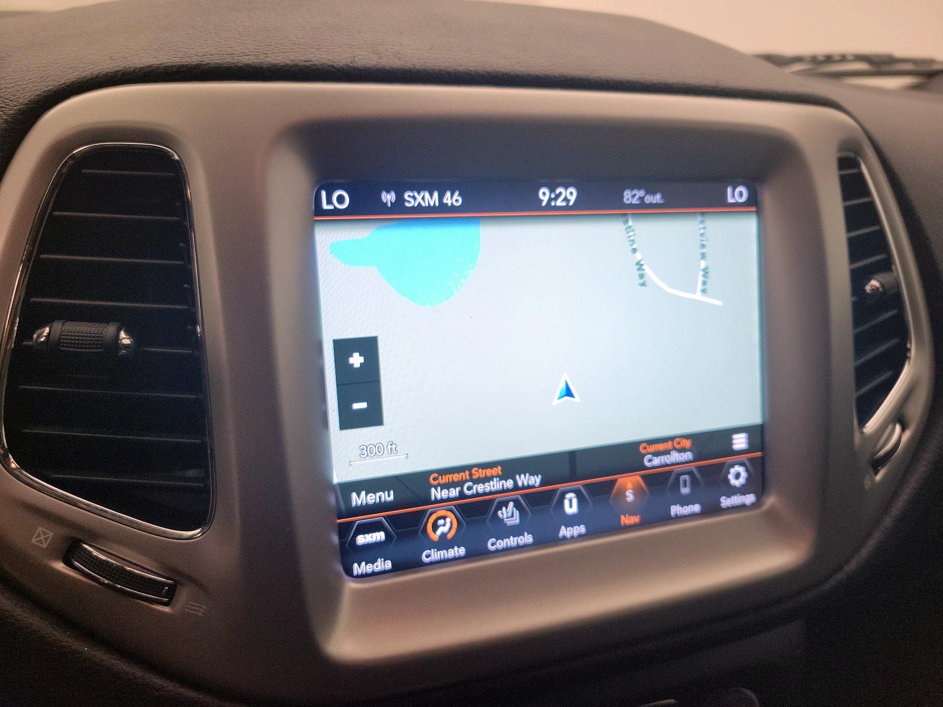 Thumbnail: 2021 Jeep Compass - 14