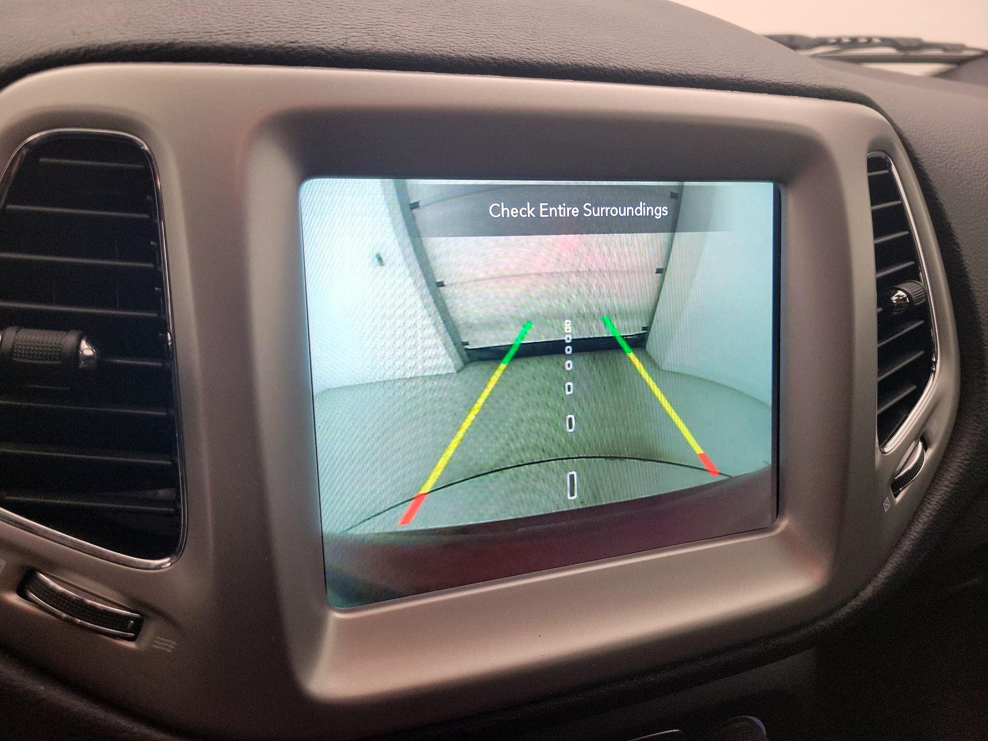 Thumbnail: 2021 Jeep Compass - 15