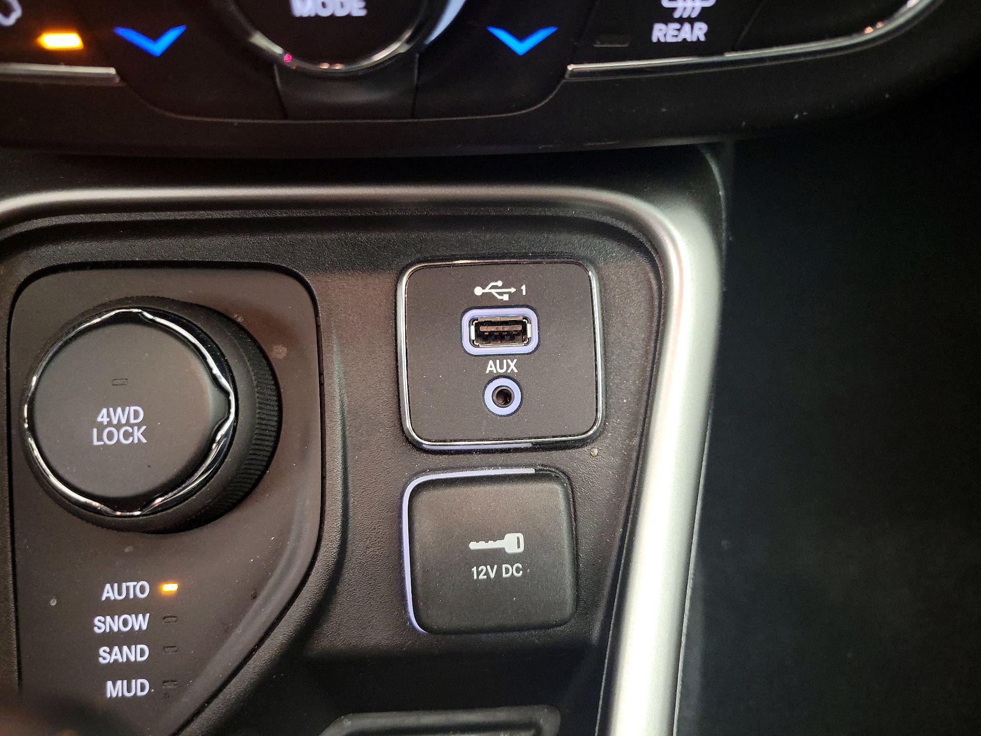 Thumbnail: 2021 Jeep Compass - 19