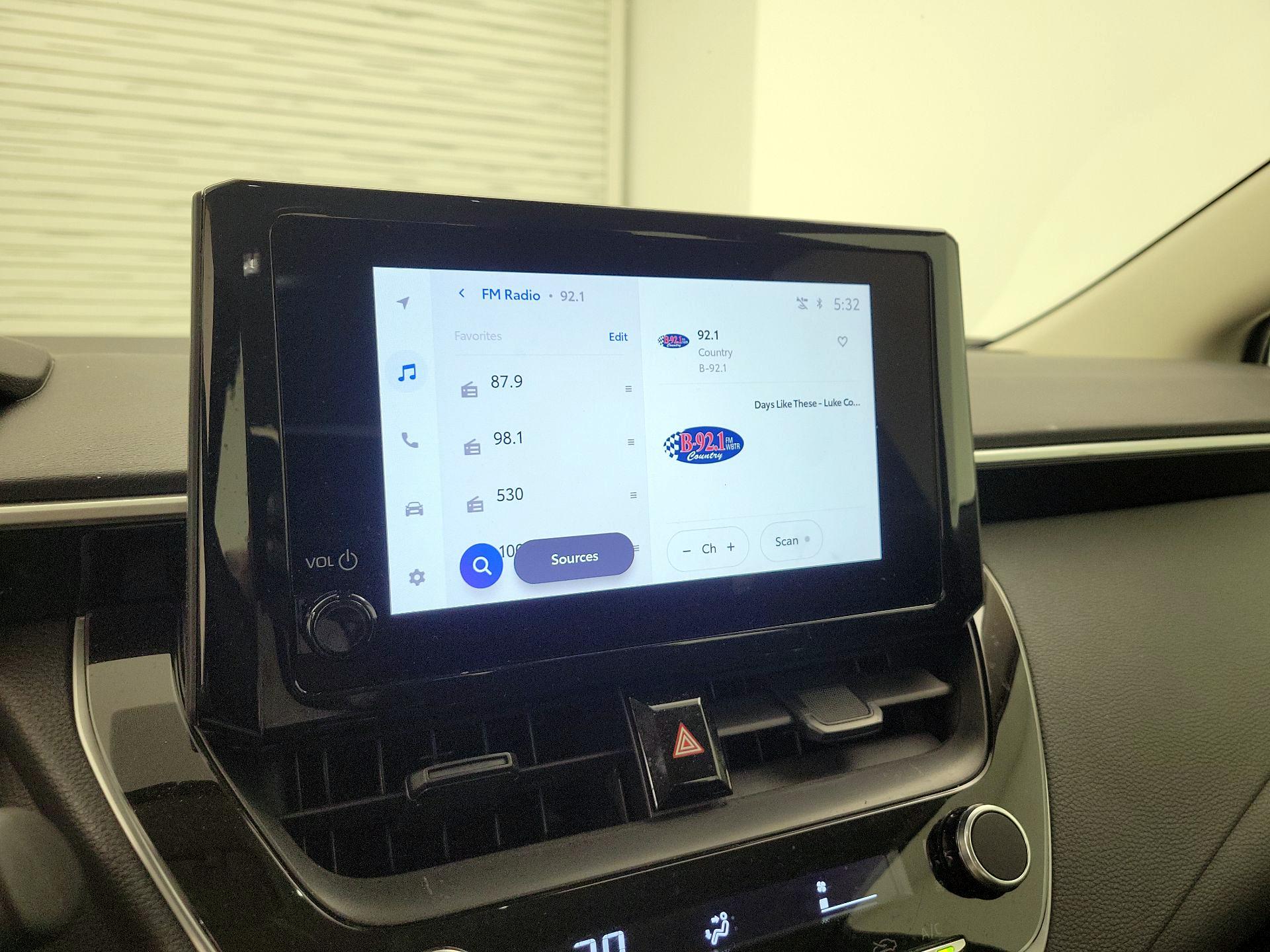 Thumbnail: 2025 Toyota Corolla - 15