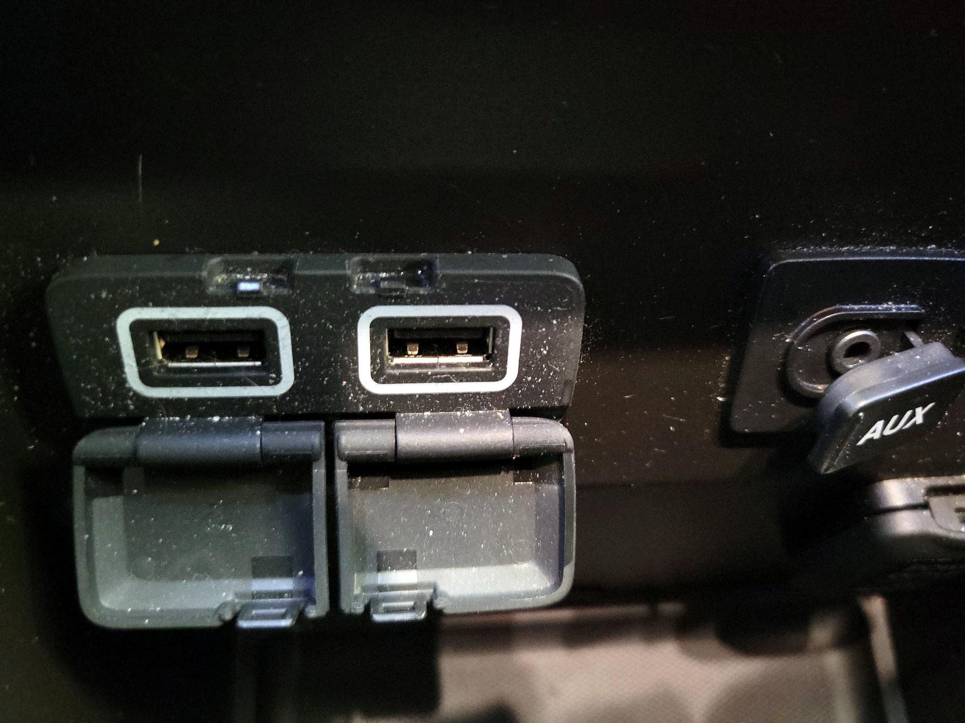 Thumbnail: 2020 Acura MDX - 19