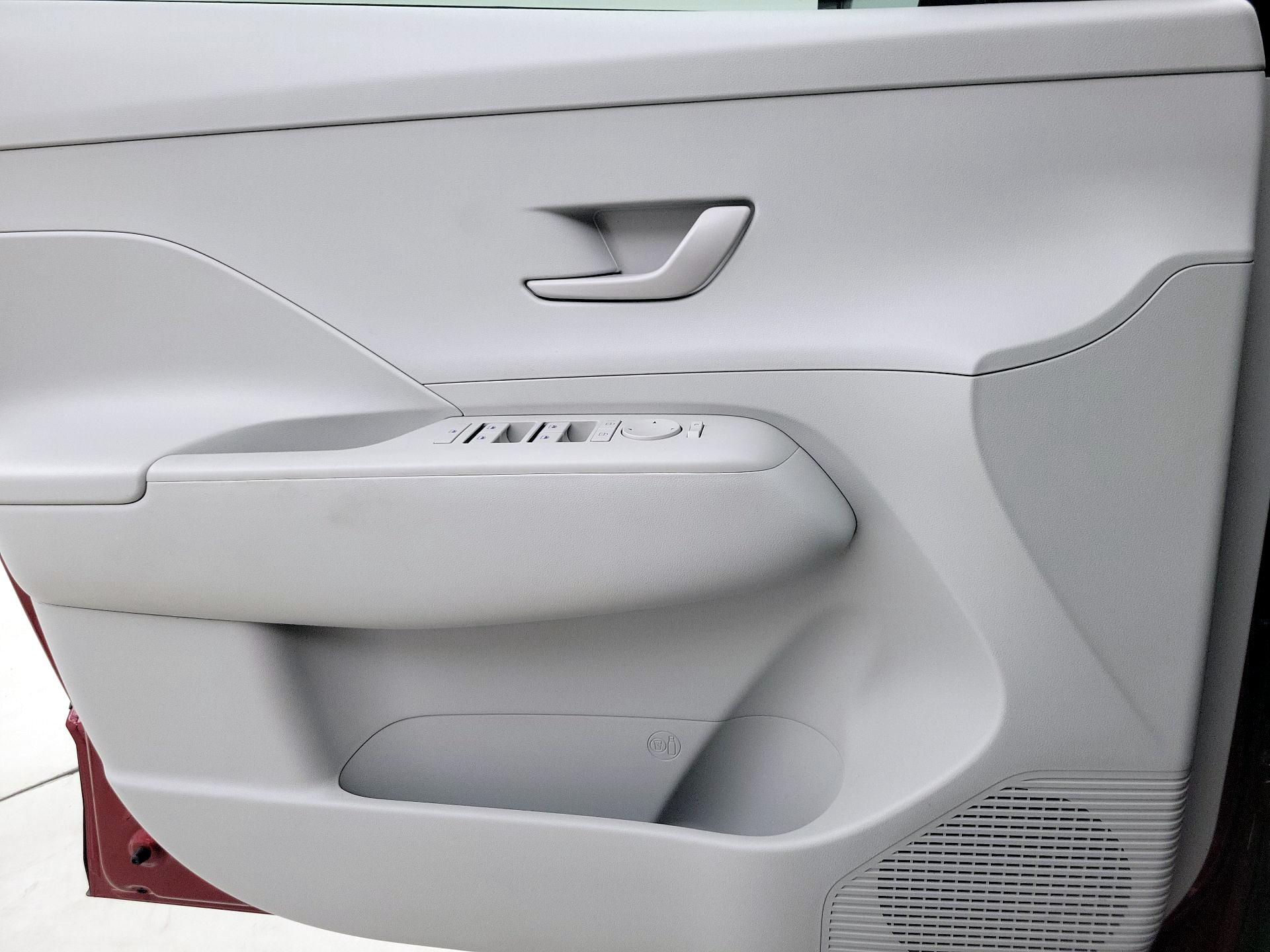 Thumbnail: 2025 Hyundai Kona - 12