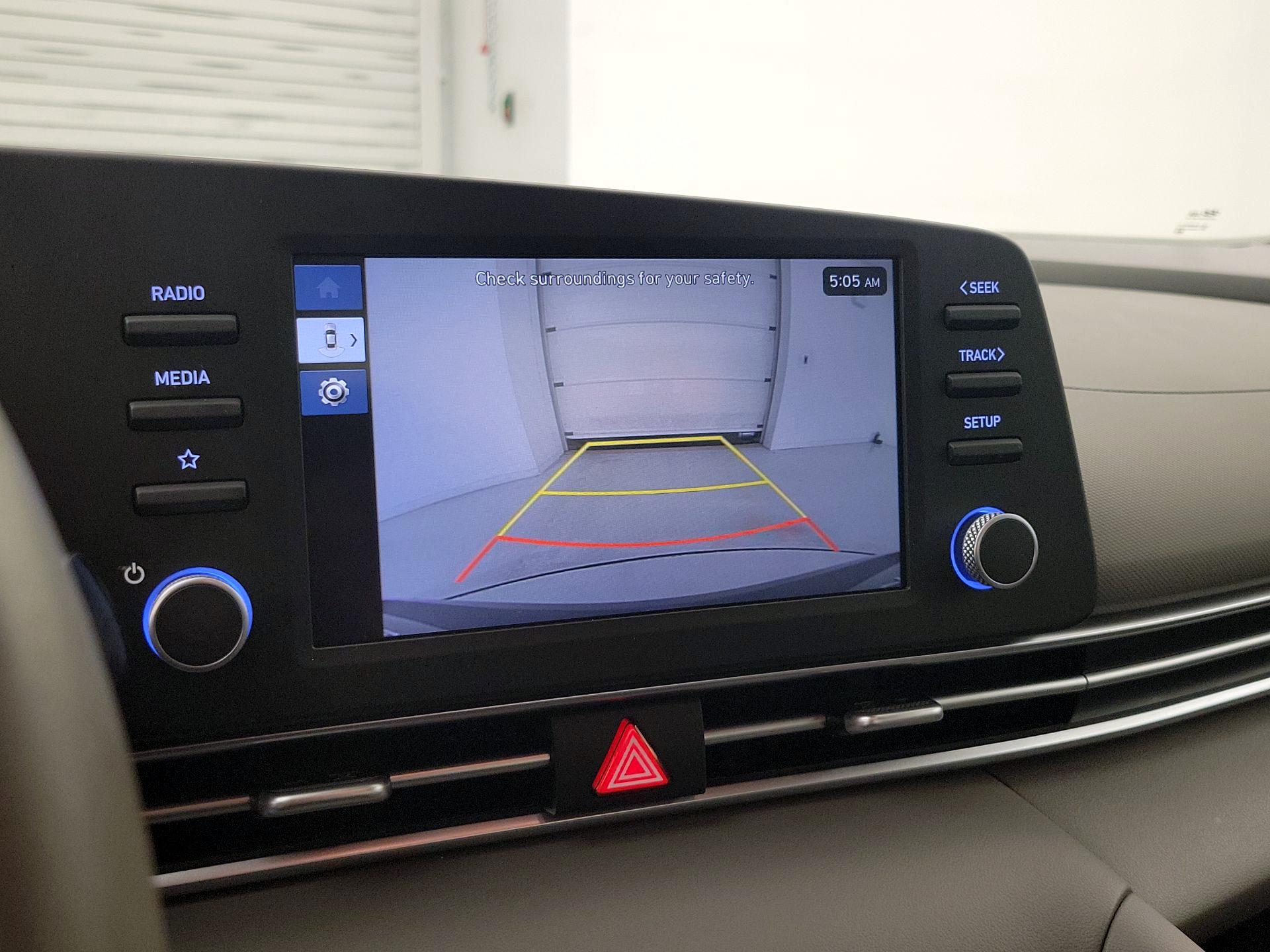 Thumbnail: 2025 Hyundai Elantra - 14