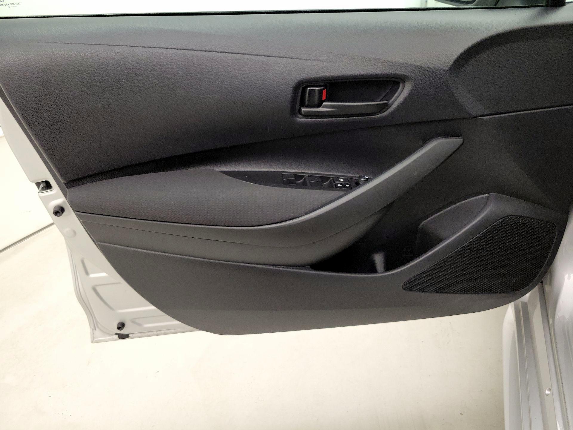 Thumbnail: 2025 Toyota Corolla - 12